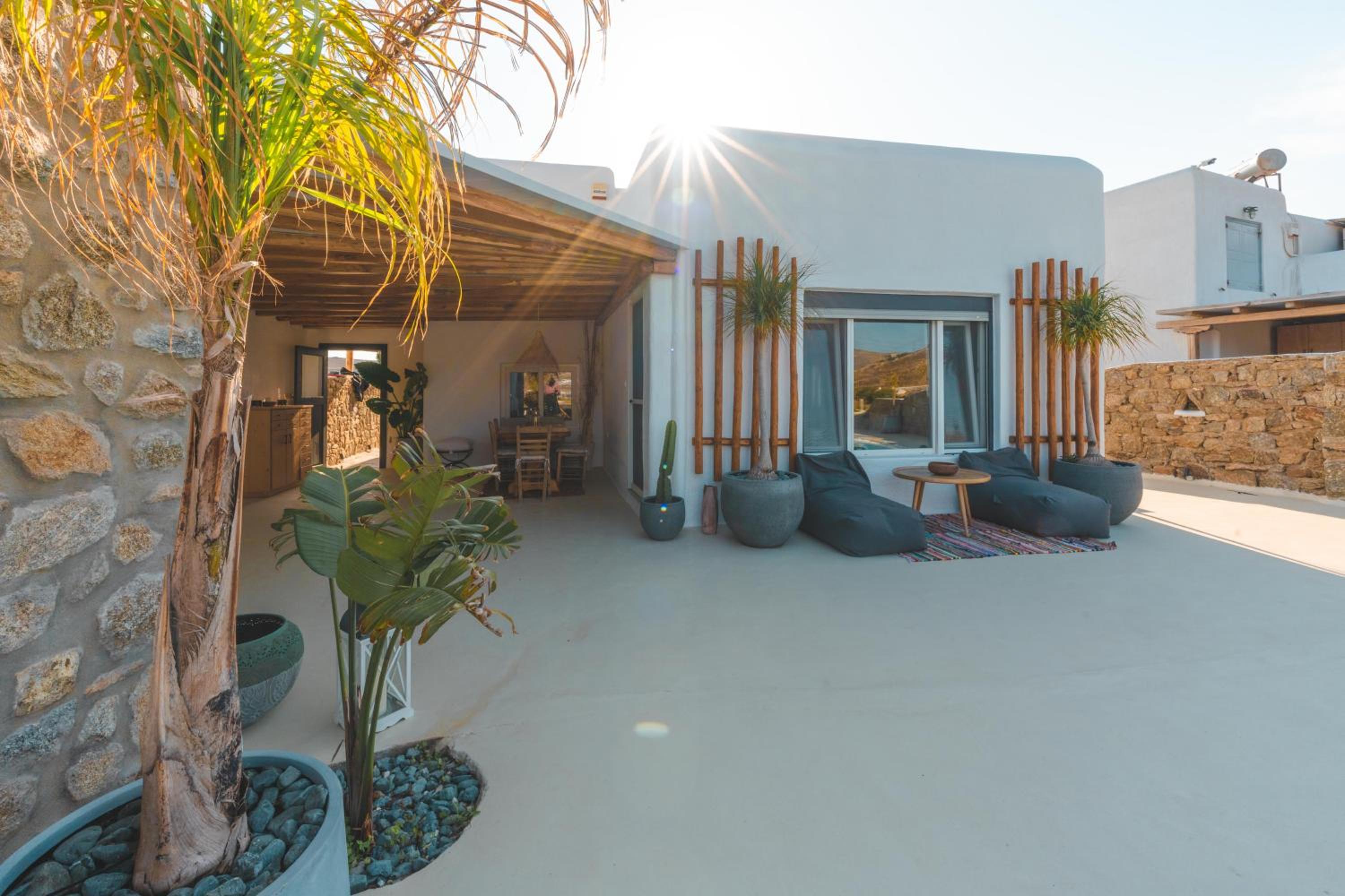 Hotel Villa Sea Walk Mykonos 200m to ftelia beach - Image 1