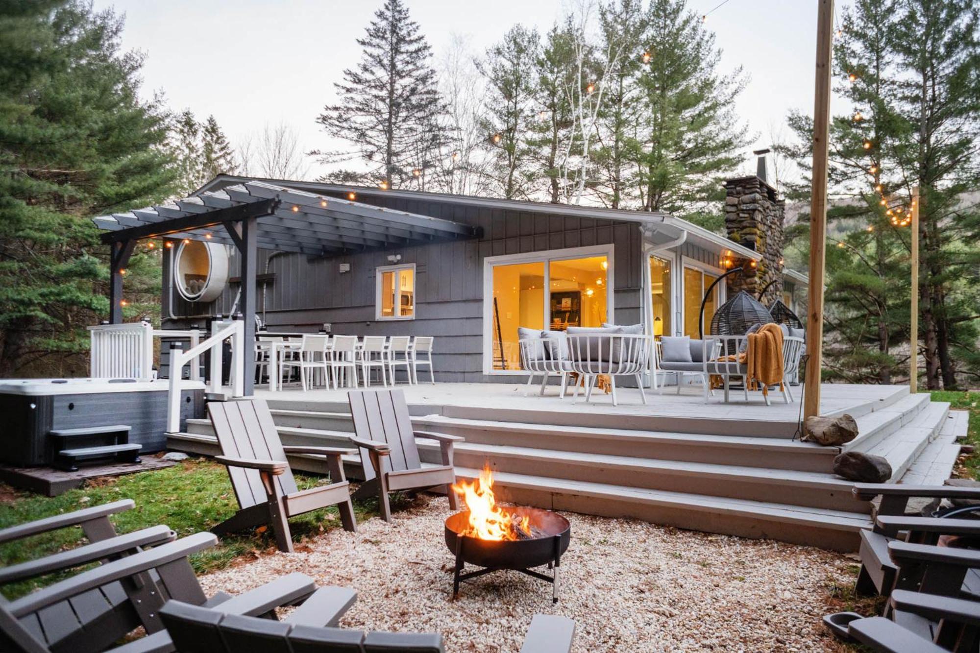 Catskill MNTN Escape 5 BR 3 bath Villa Hot Tub Fire Pit Best Group Stay view 3