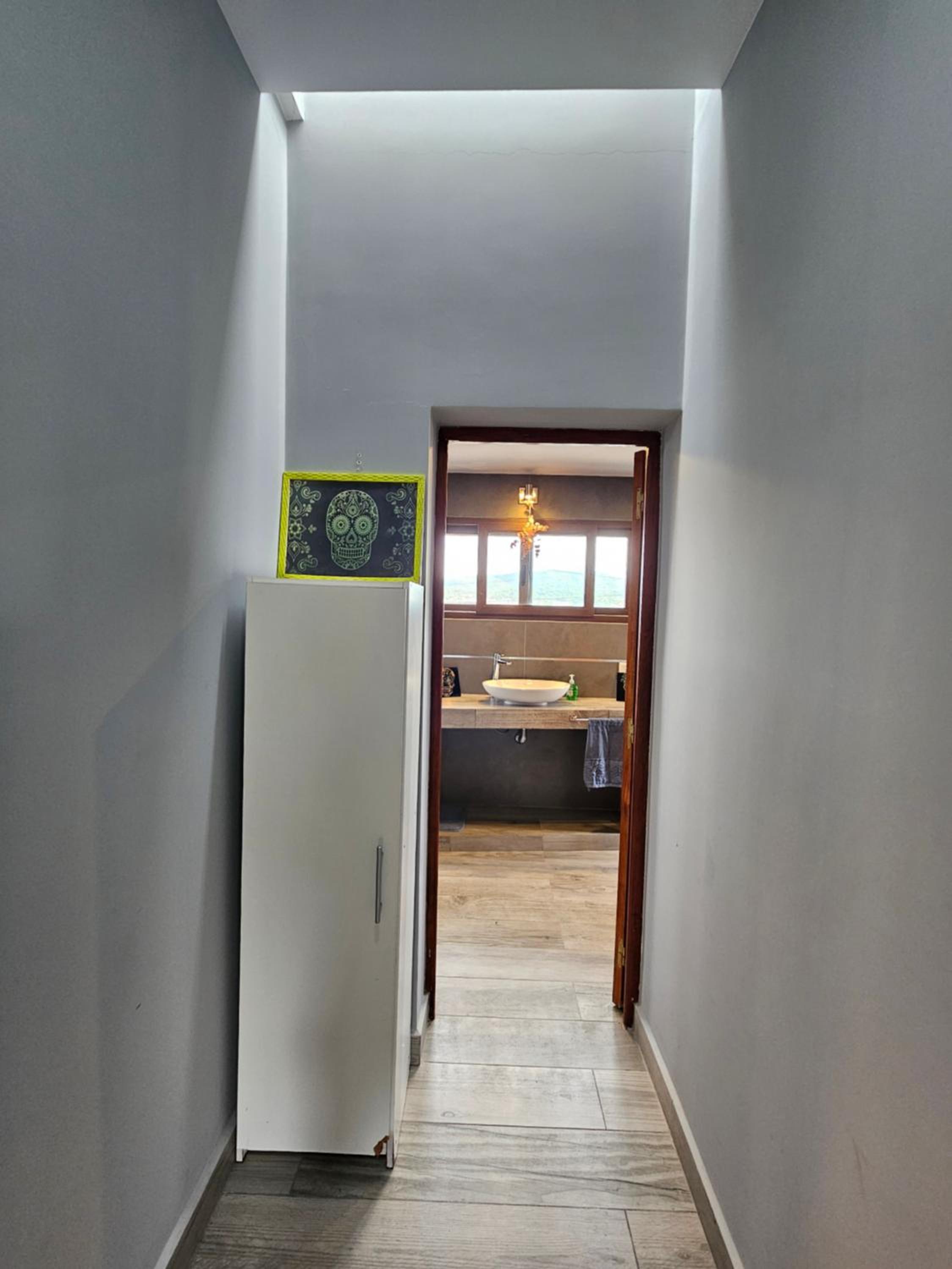 Casa Illia, hermosa casa de diseño en barrio Los Perales