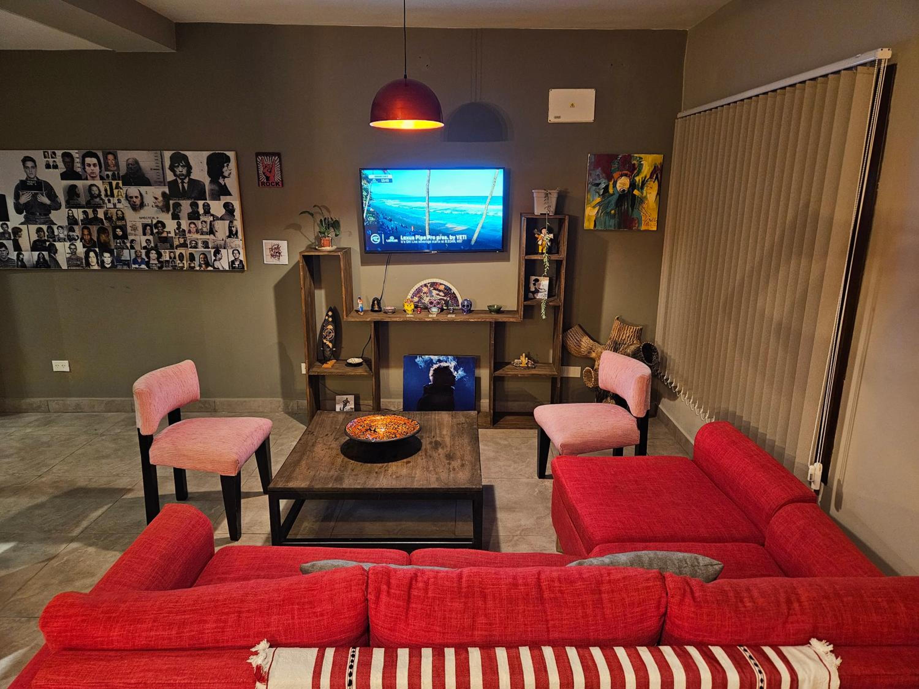Casa Illia, hermosa casa de diseño en barrio Los Perales