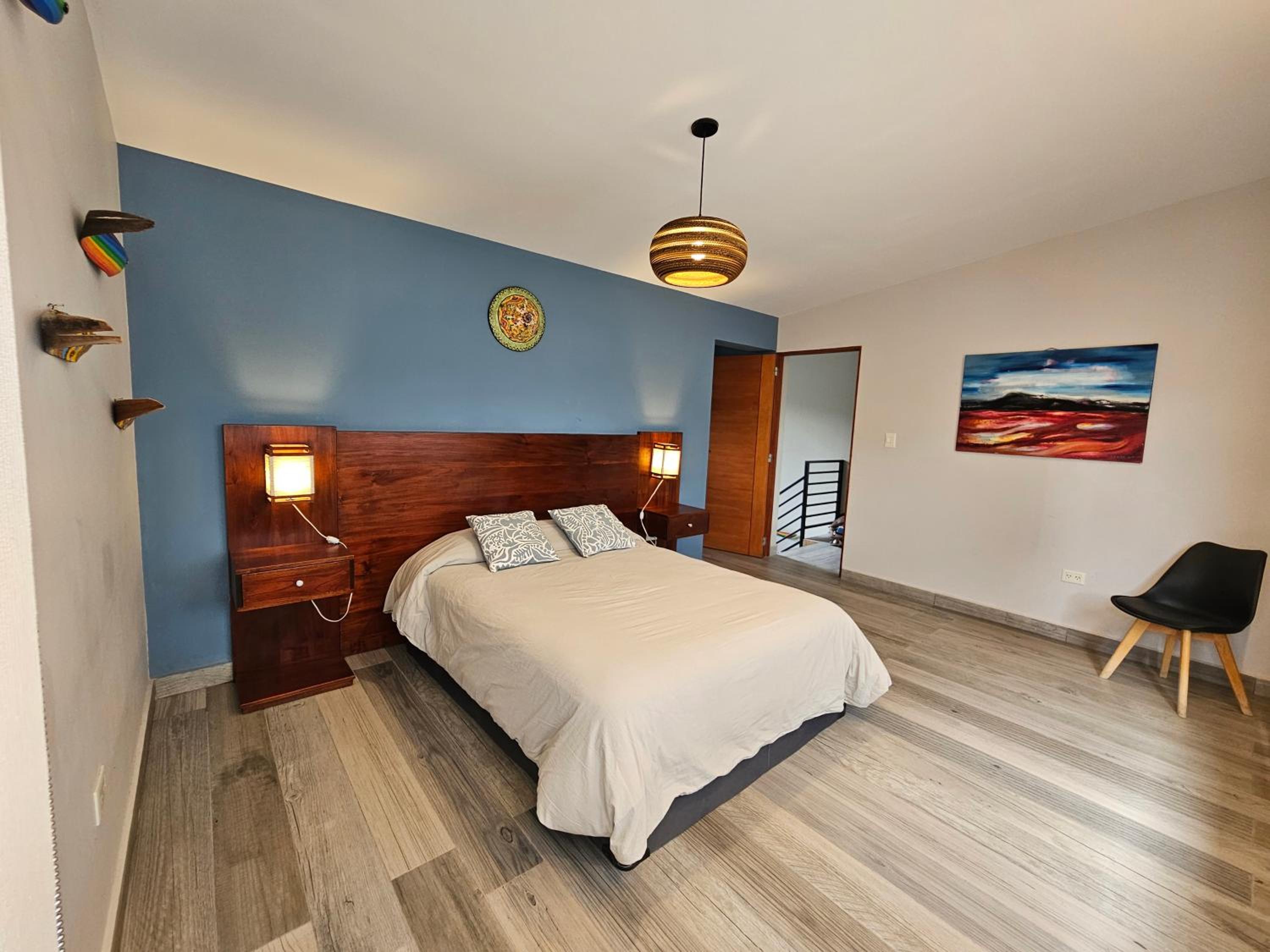 Casa Illia, hermosa casa de diseño en barrio Los Perales