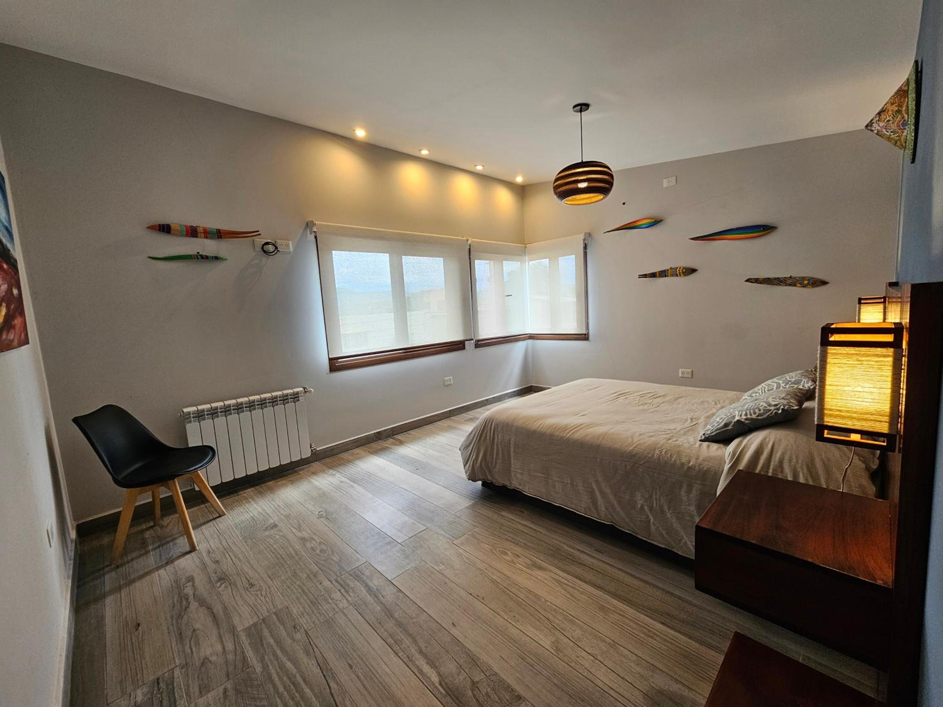 Casa Illia, hermosa casa de diseño en barrio Los Perales