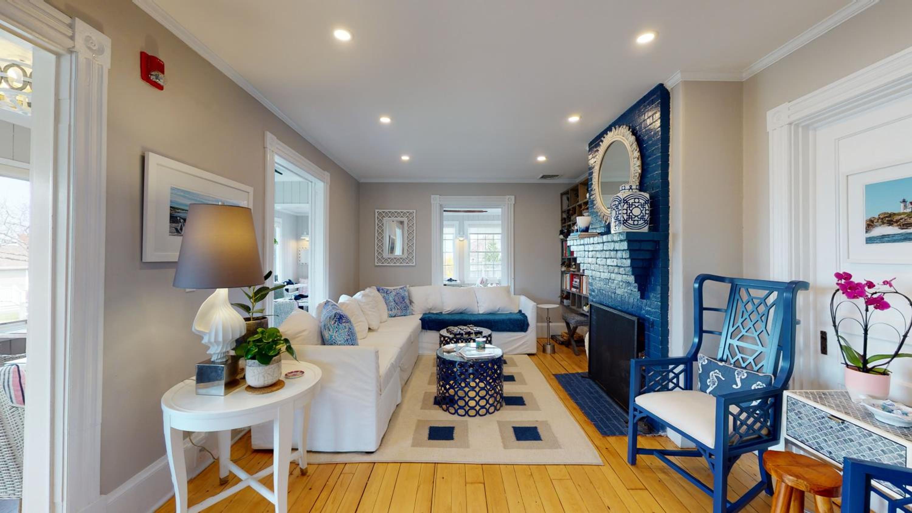 Blue Shutters Inn and Studios
