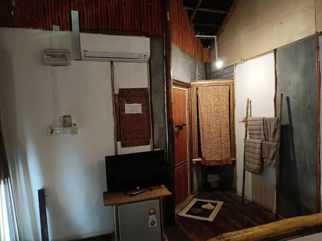 Cahaya Wooden Studio