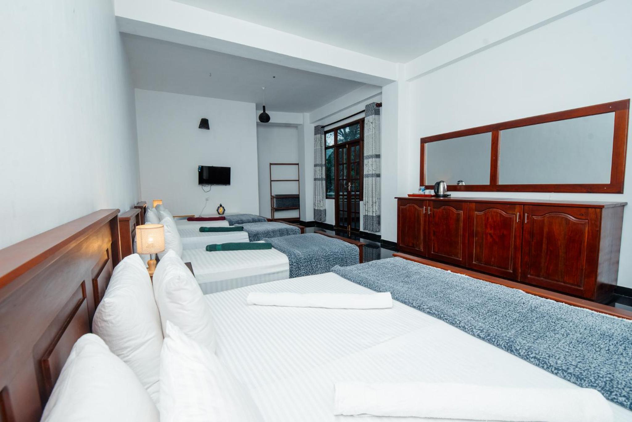 Adams Peak Inn