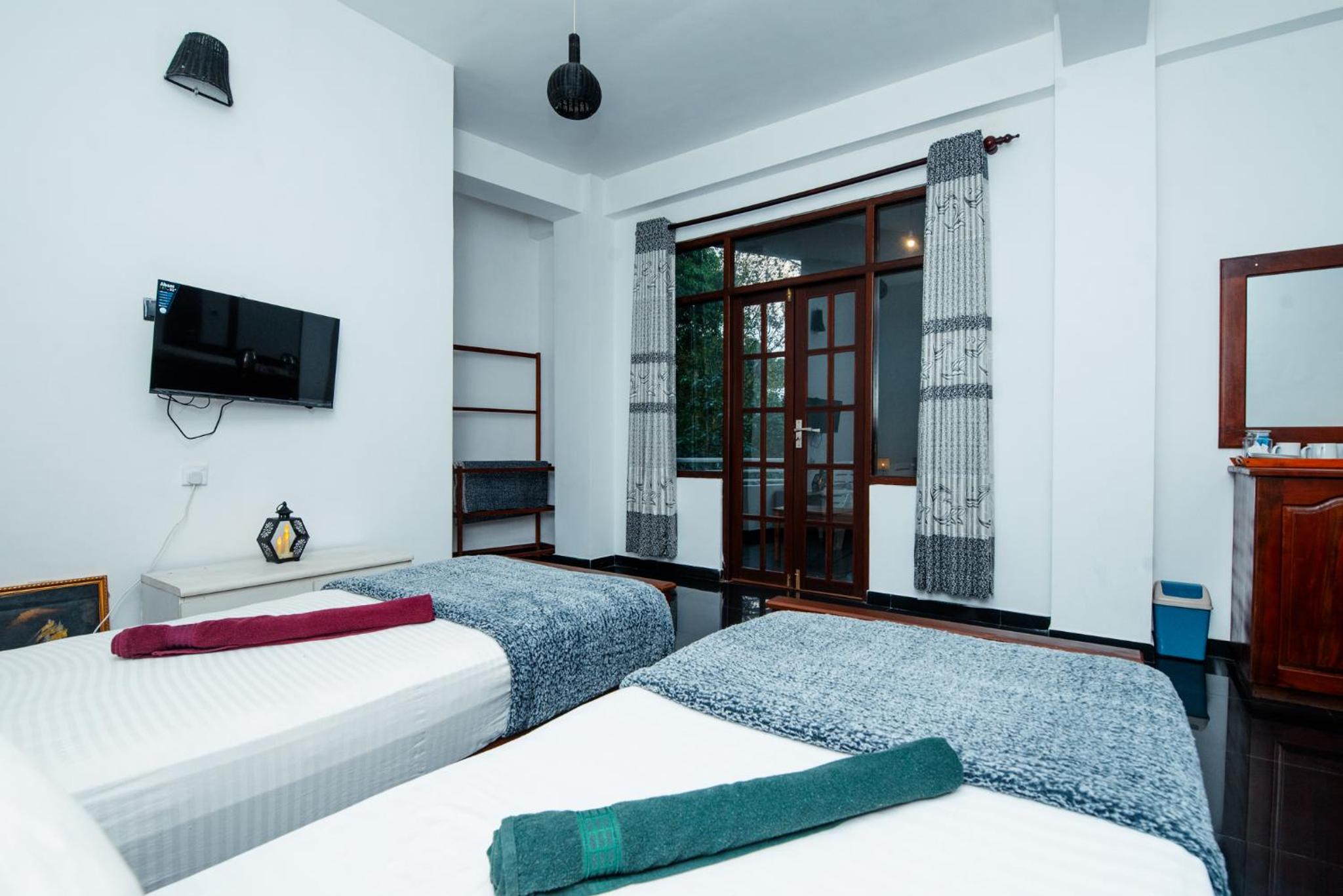 Adams Peak Inn