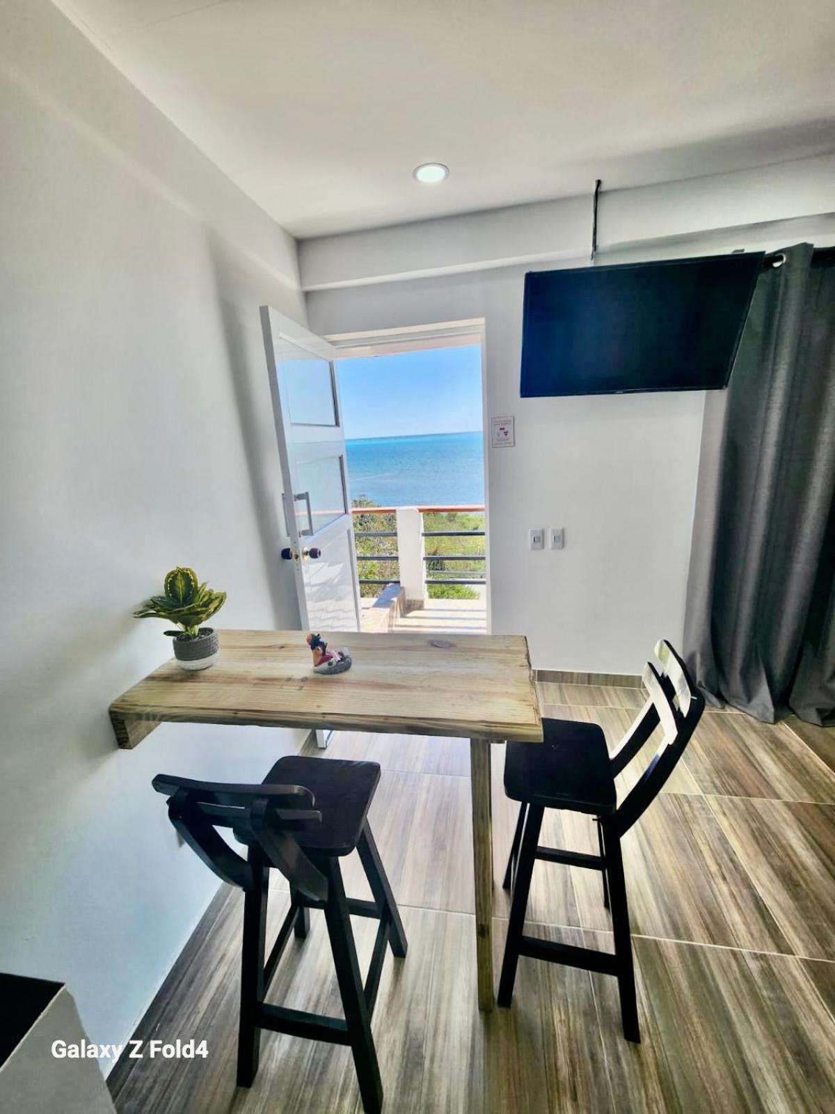 Sea Breeze inn