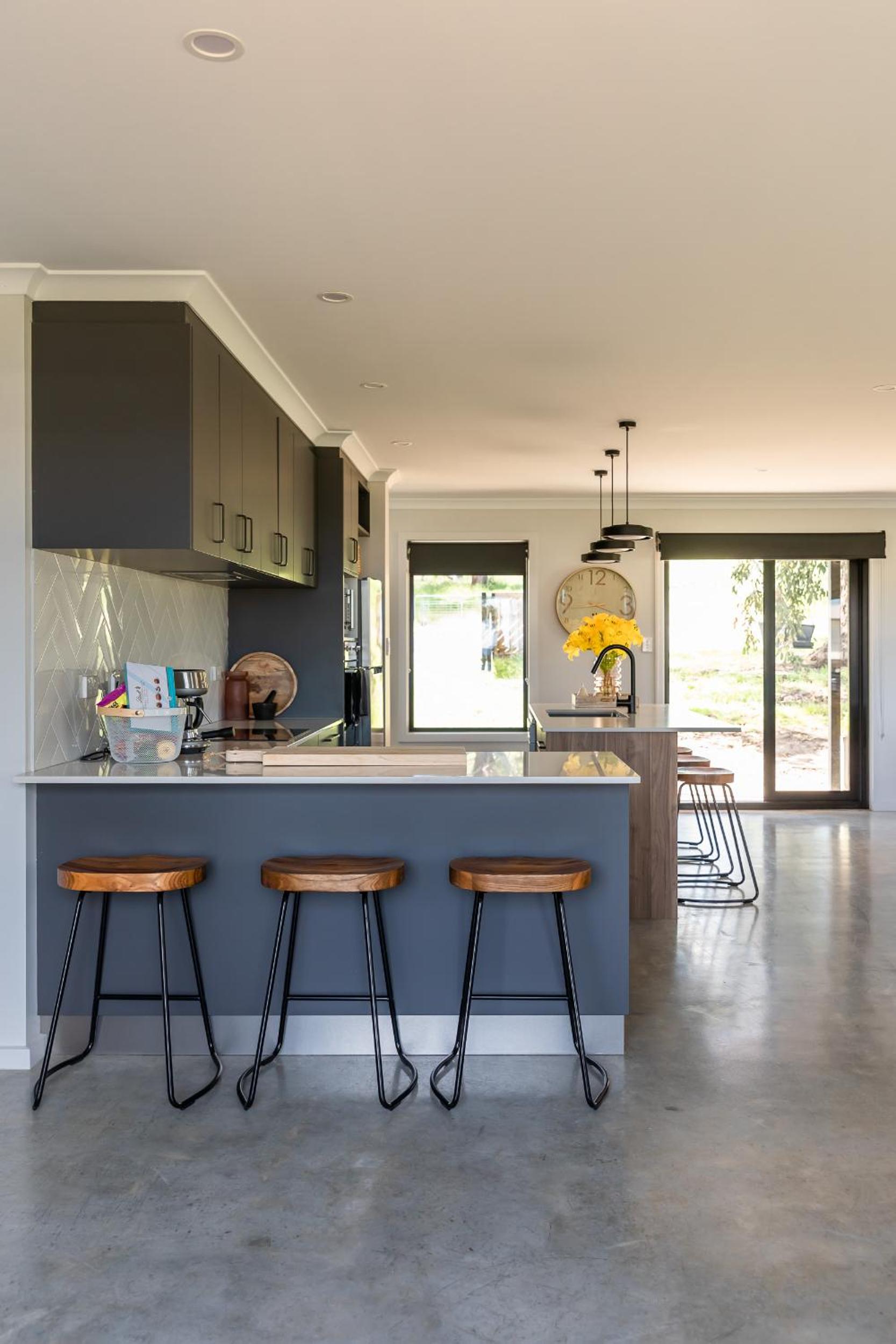 44onRoaring - in the Huon Valley