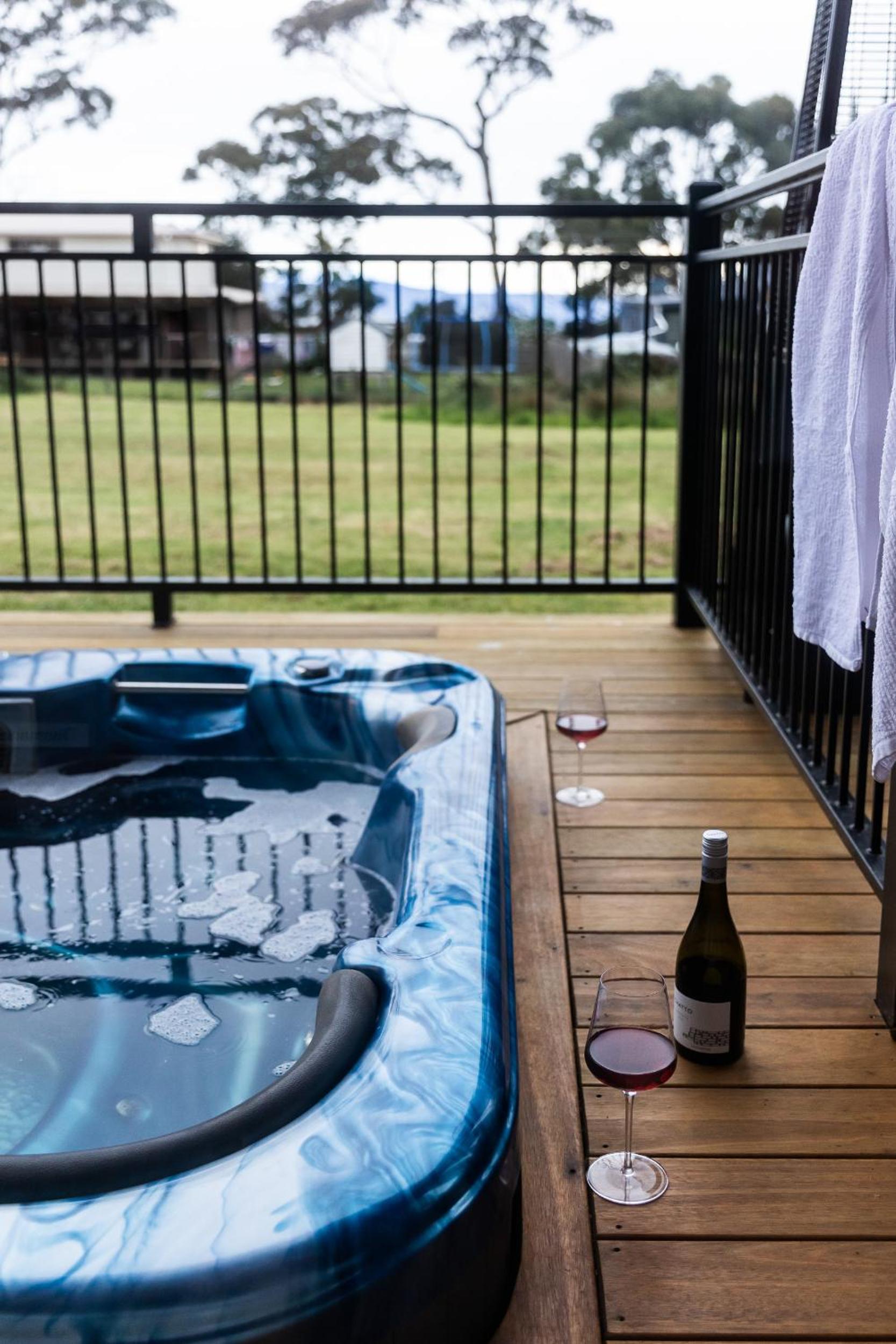 44onRoaring - in the Huon Valley