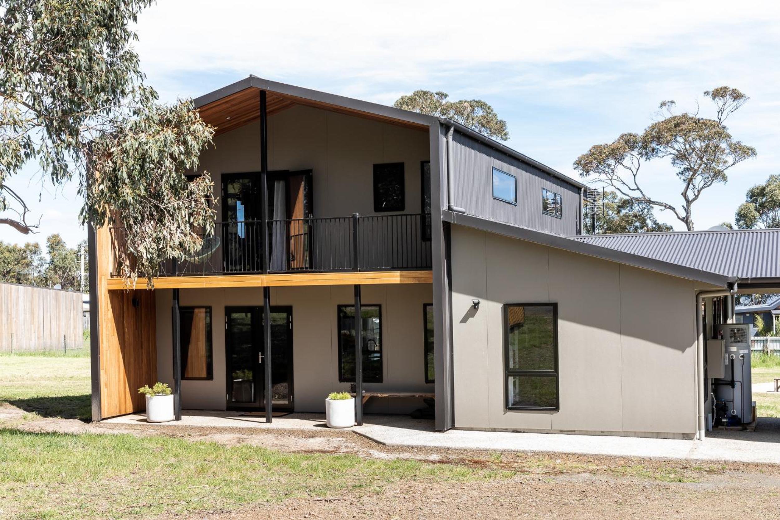 44onRoaring - in the Huon Valley