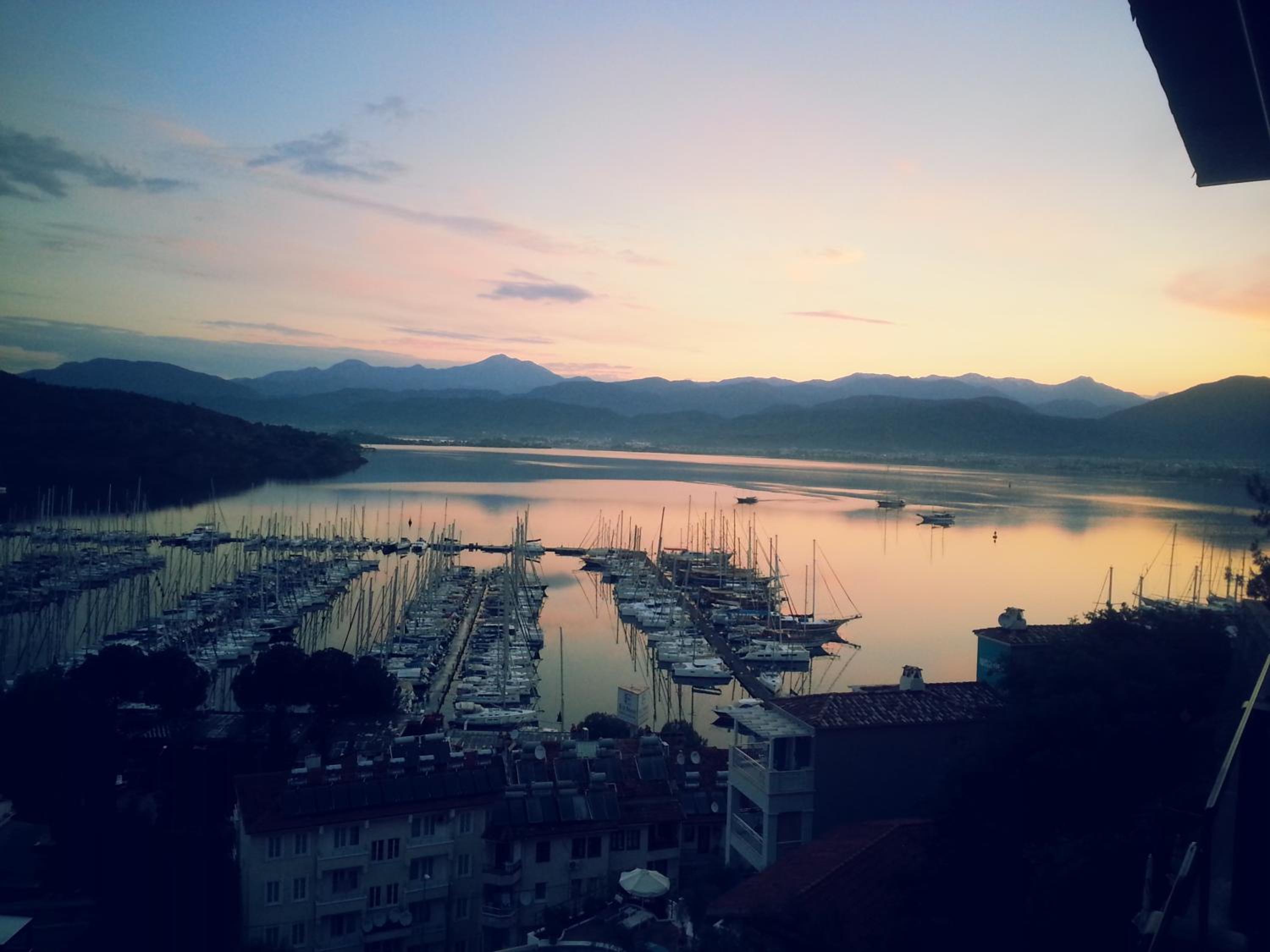 El Camino Yurt & Pub - Image 5