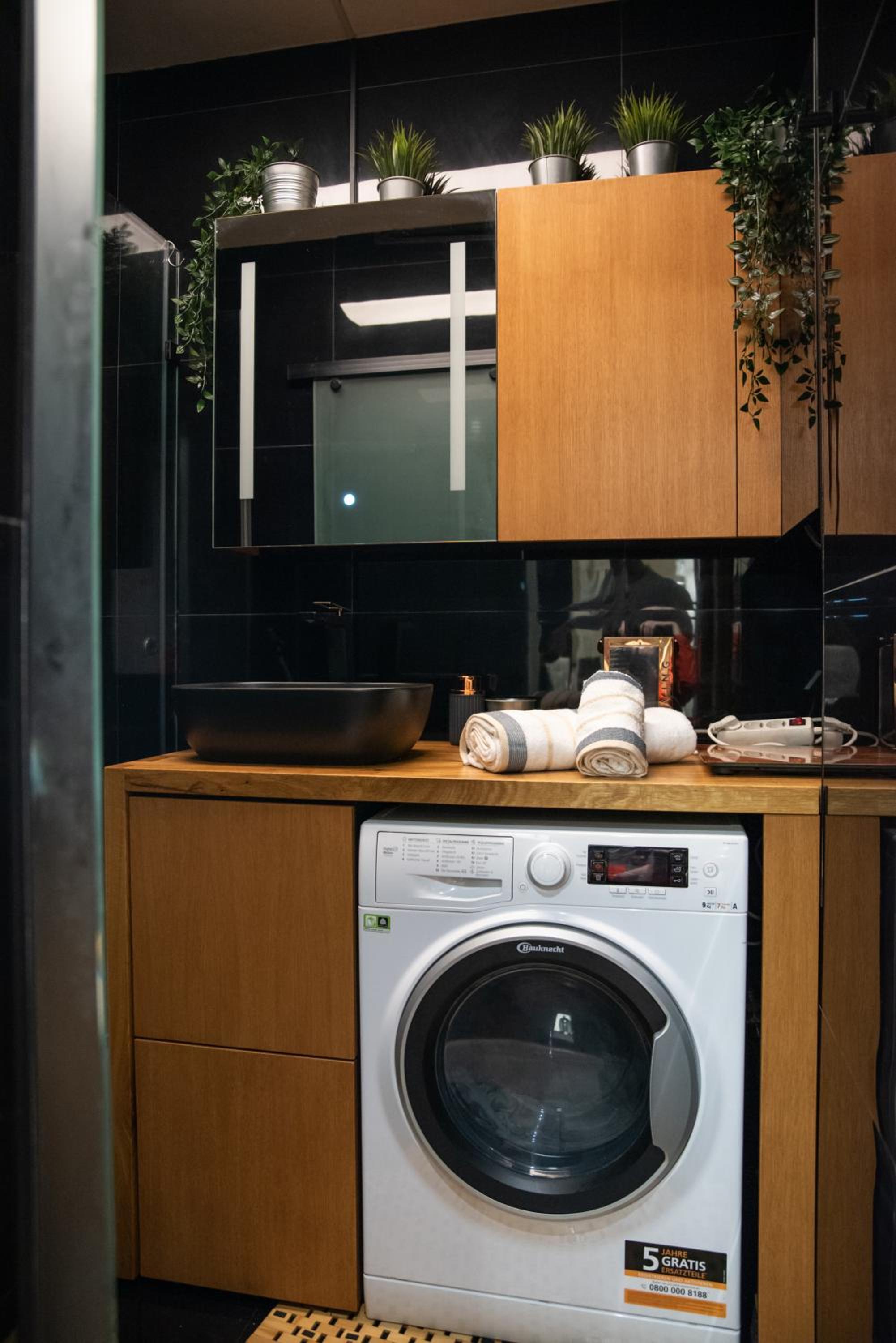 Athens centre Luxury Studio close to metro and Hospitals