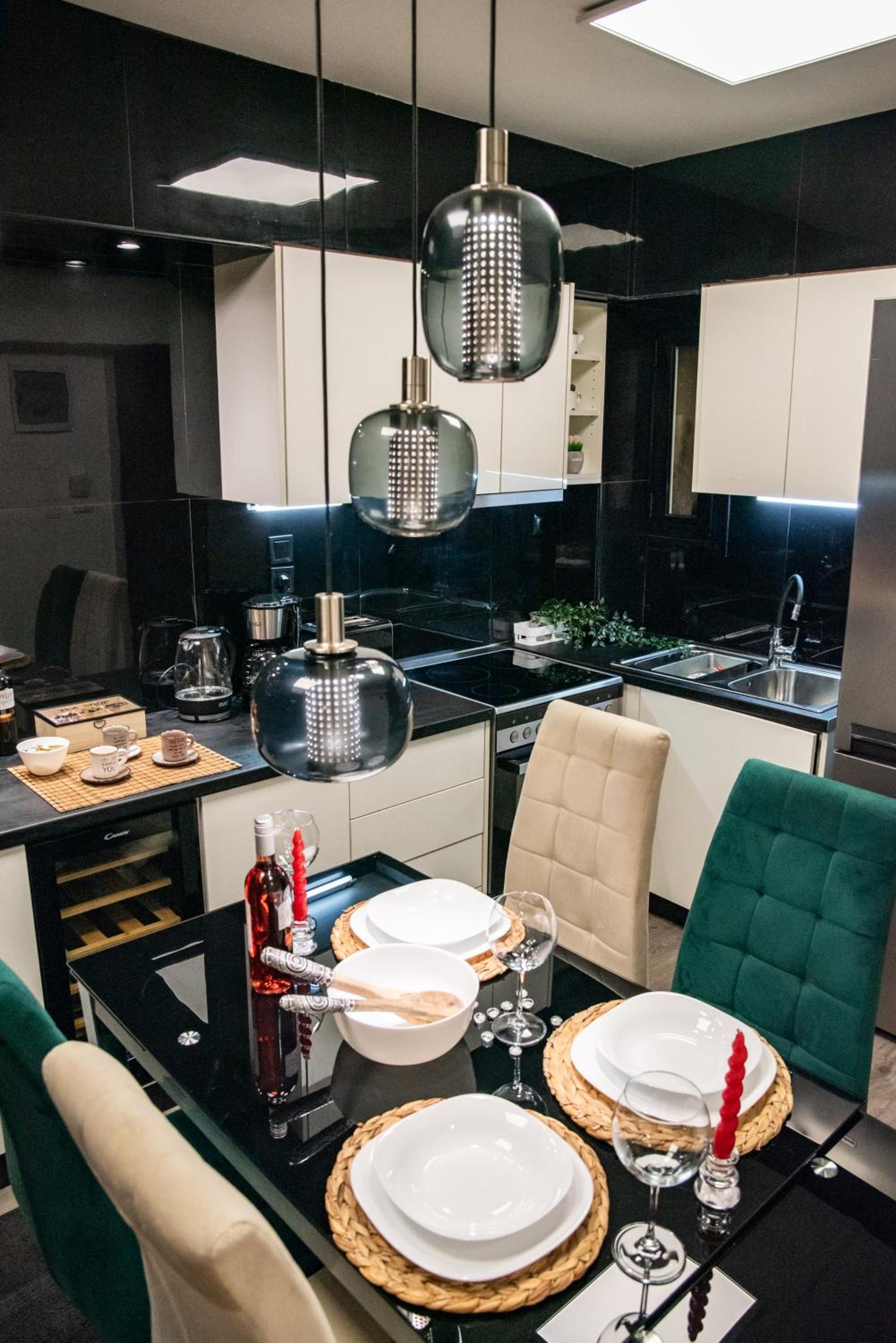 Athens centre Luxury Studio close to metro and Hospitals