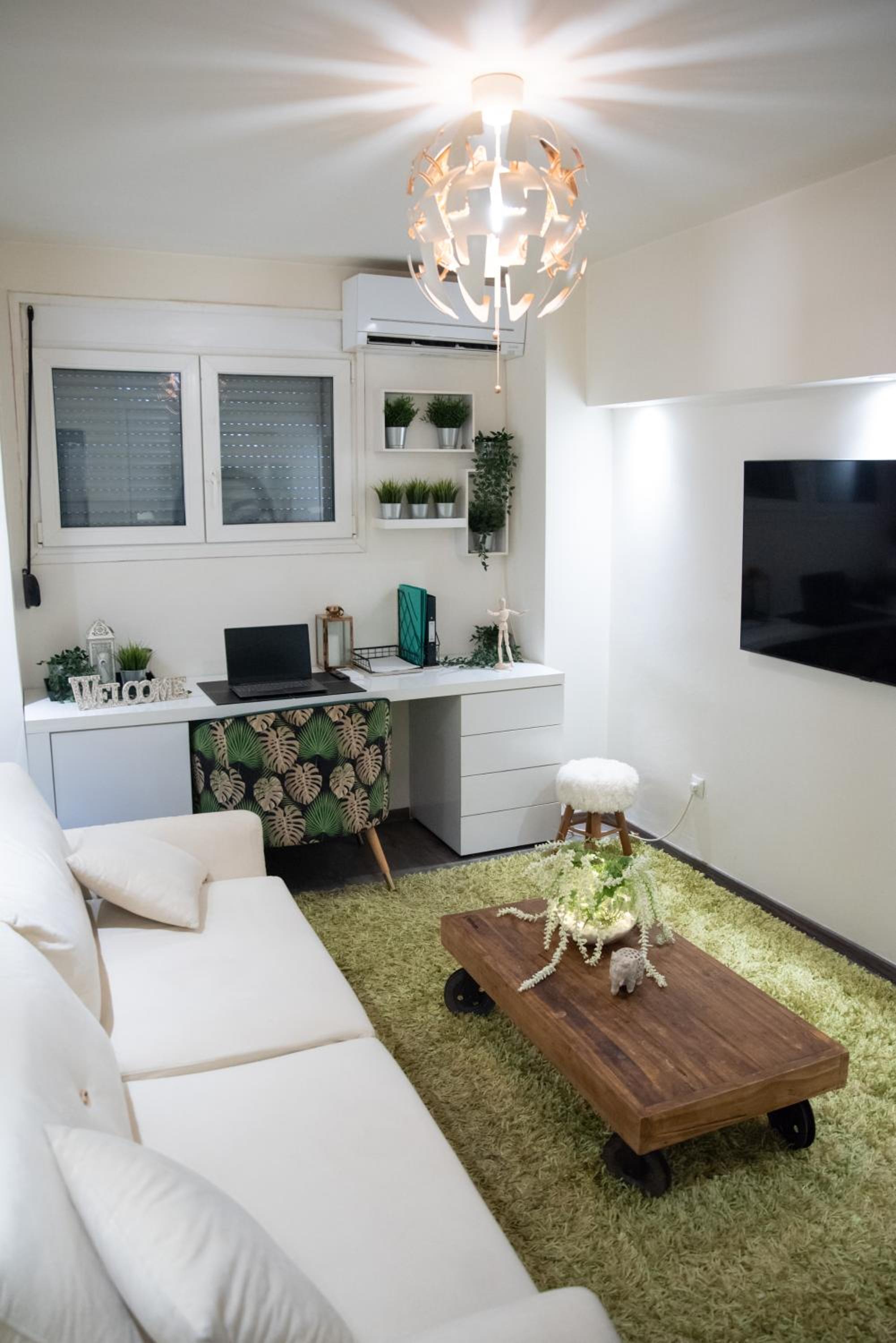 Athens centre Luxury Studio close to metro and Hospitals
