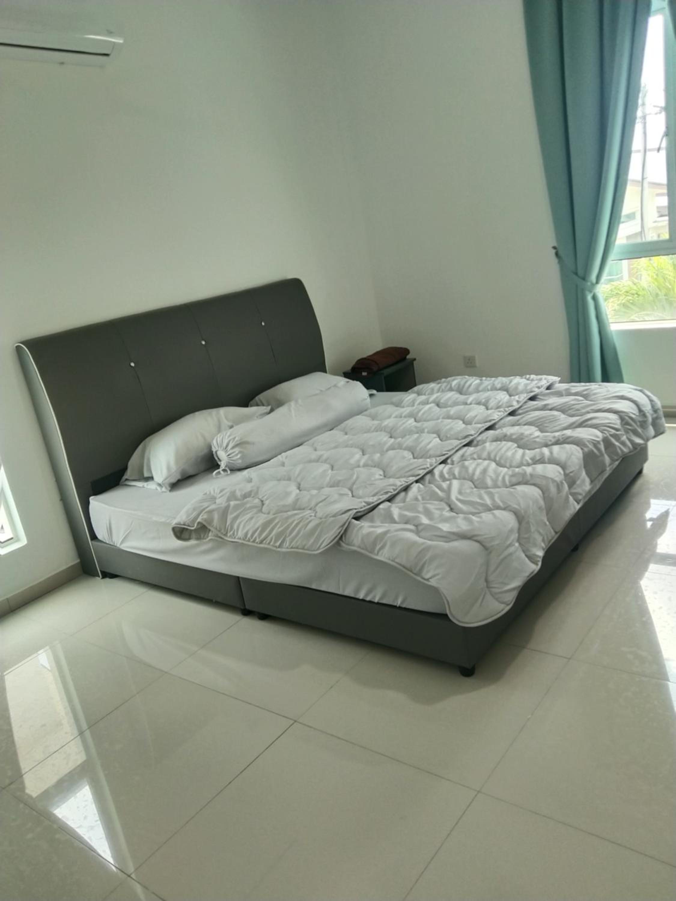 Red Garnet Homestay Taman Paya Rumput Perdana photo 2