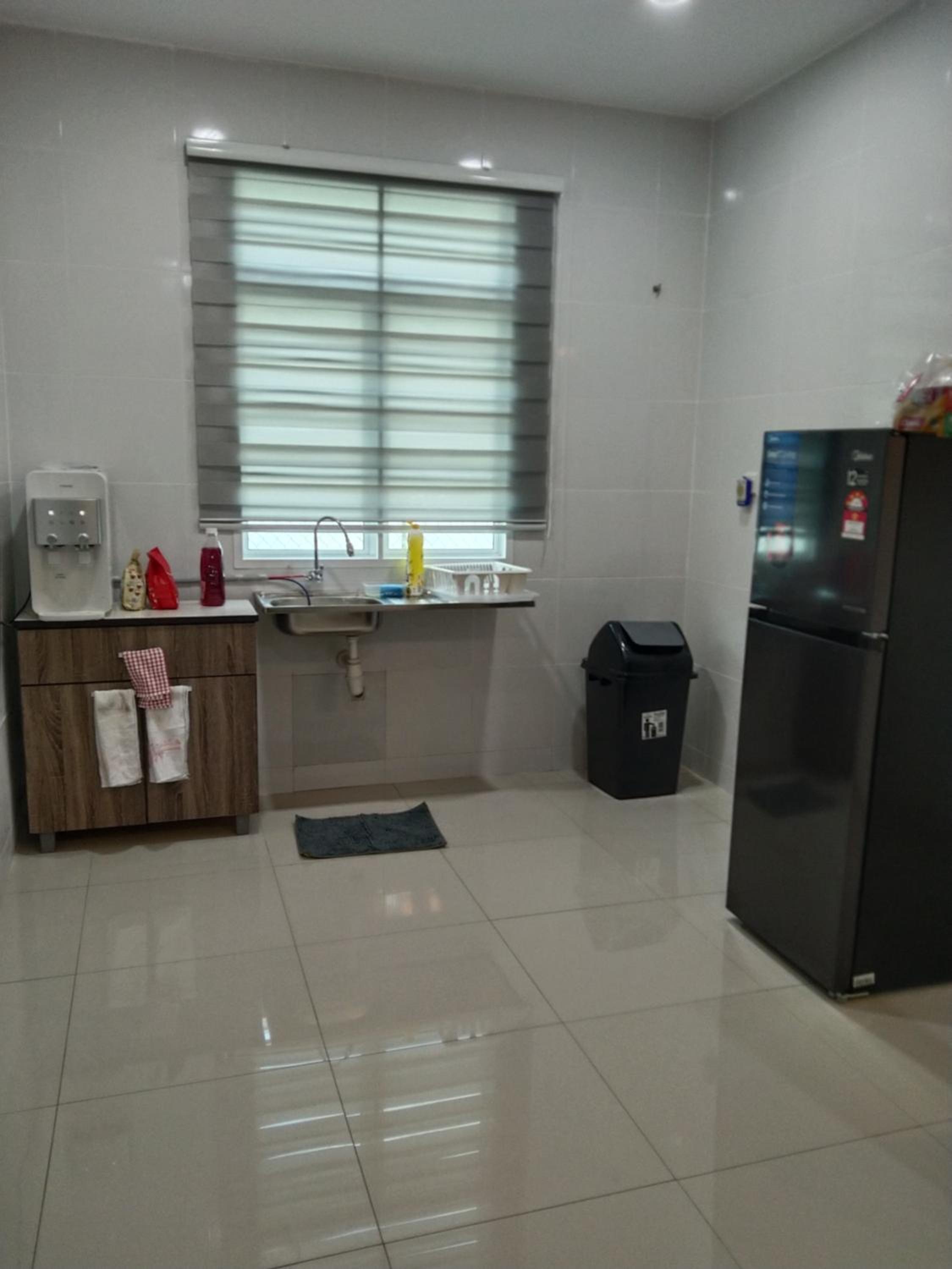 Red Garnet Homestay Taman Paya Rumput Perdana photo 7