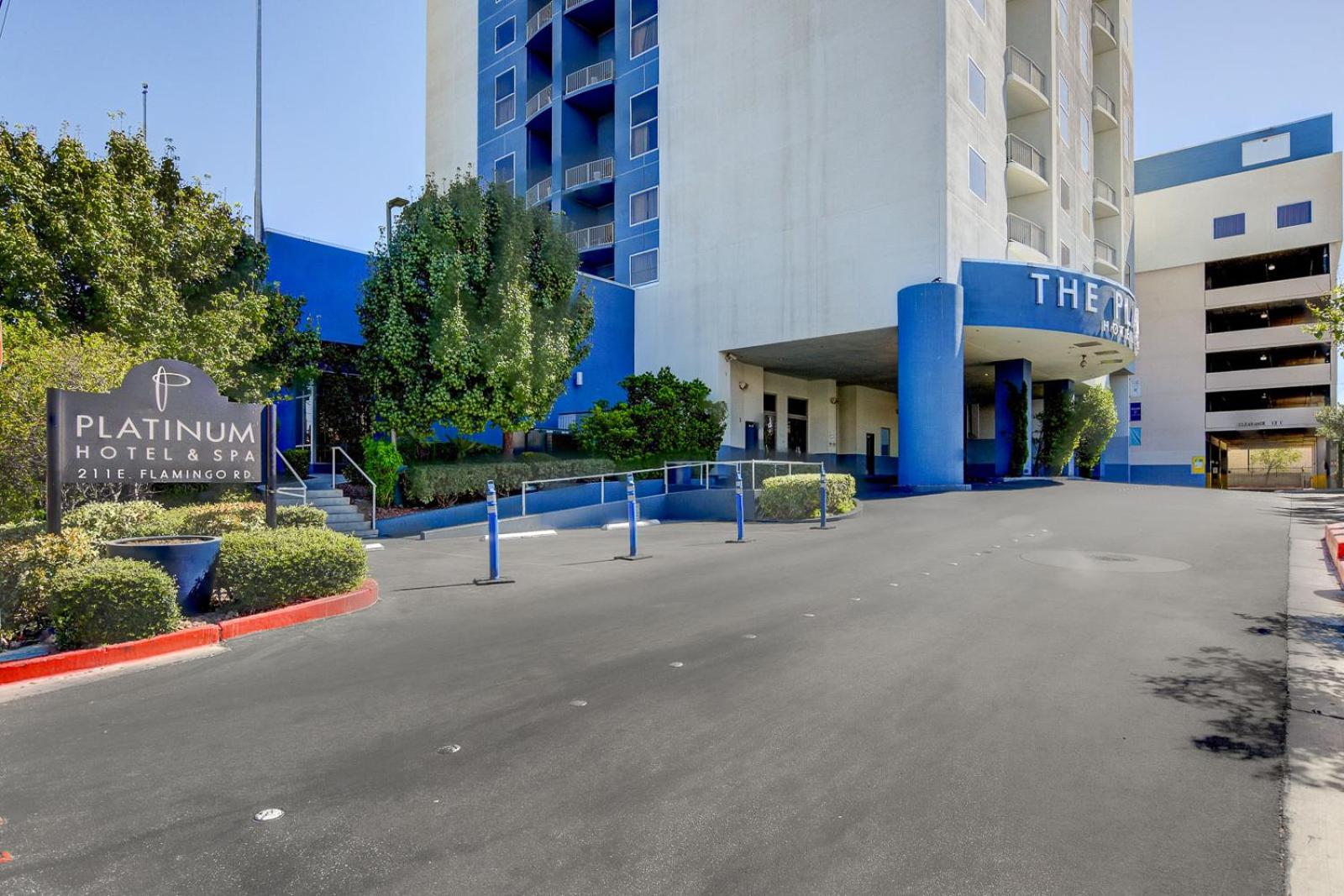 Hotel Diligence at The Platinum - NO Resort Fees and Free Parking