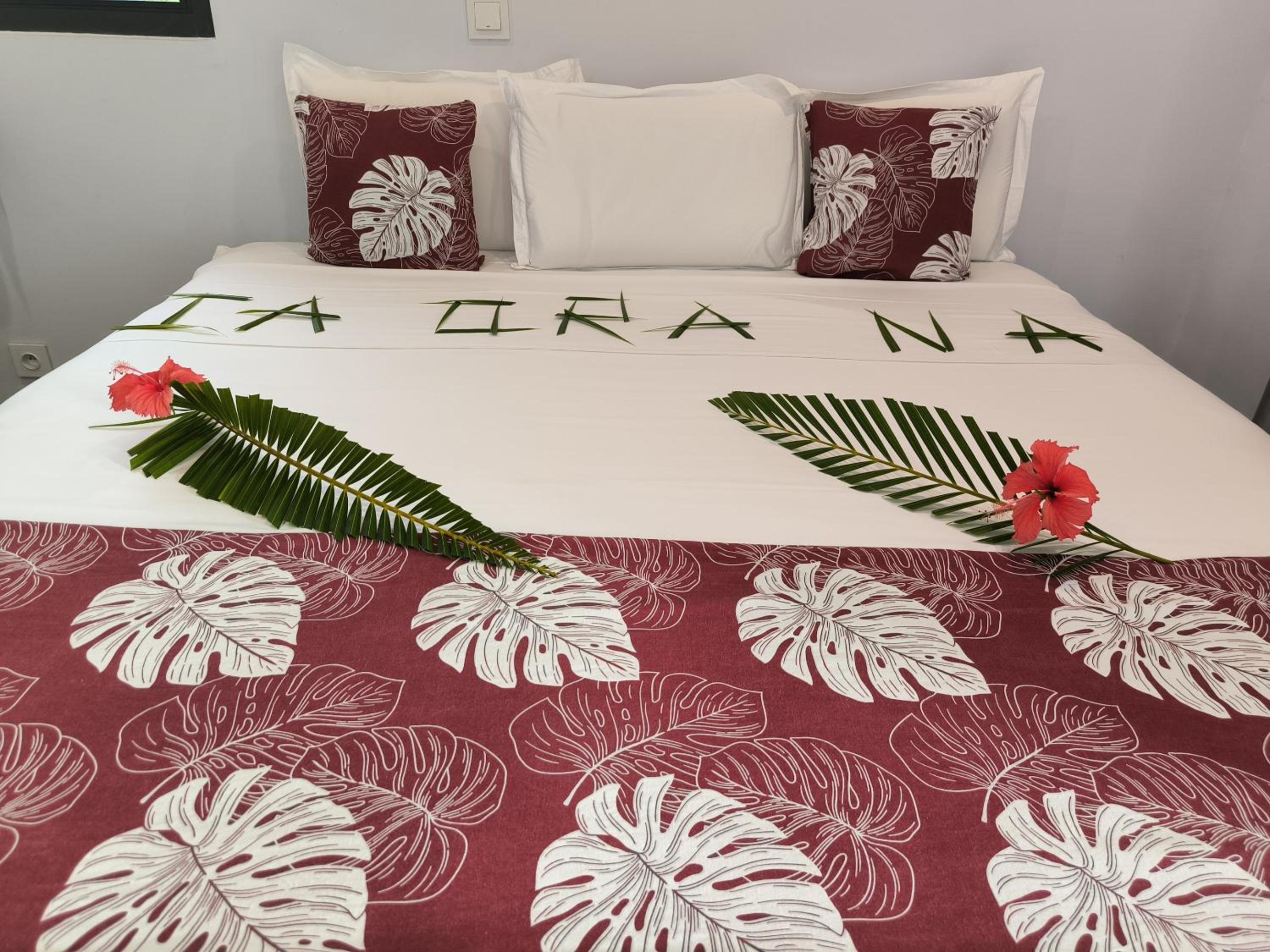 Moanaura Lodge