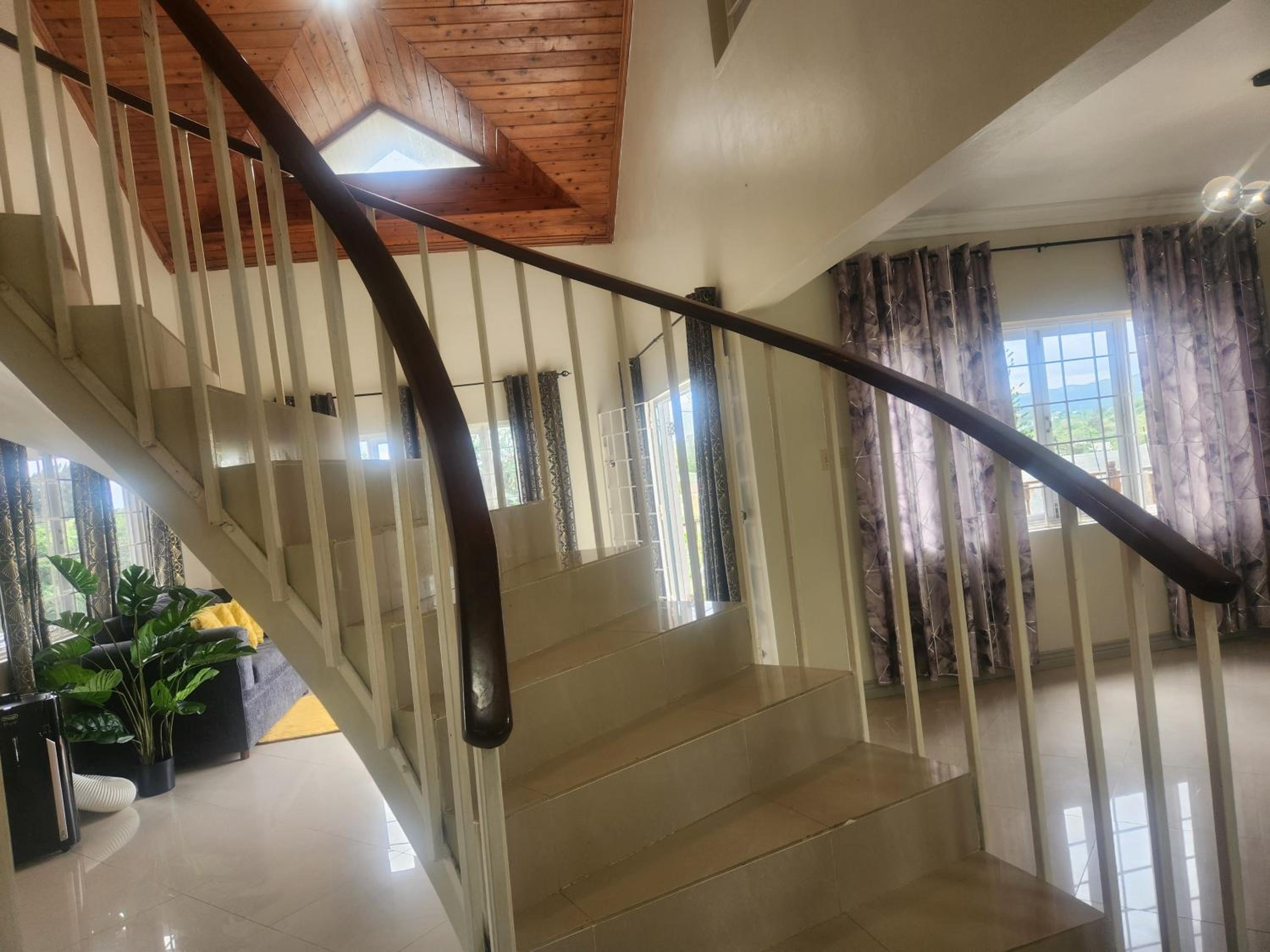 Beautiful Battersea Lodge - Photo 17