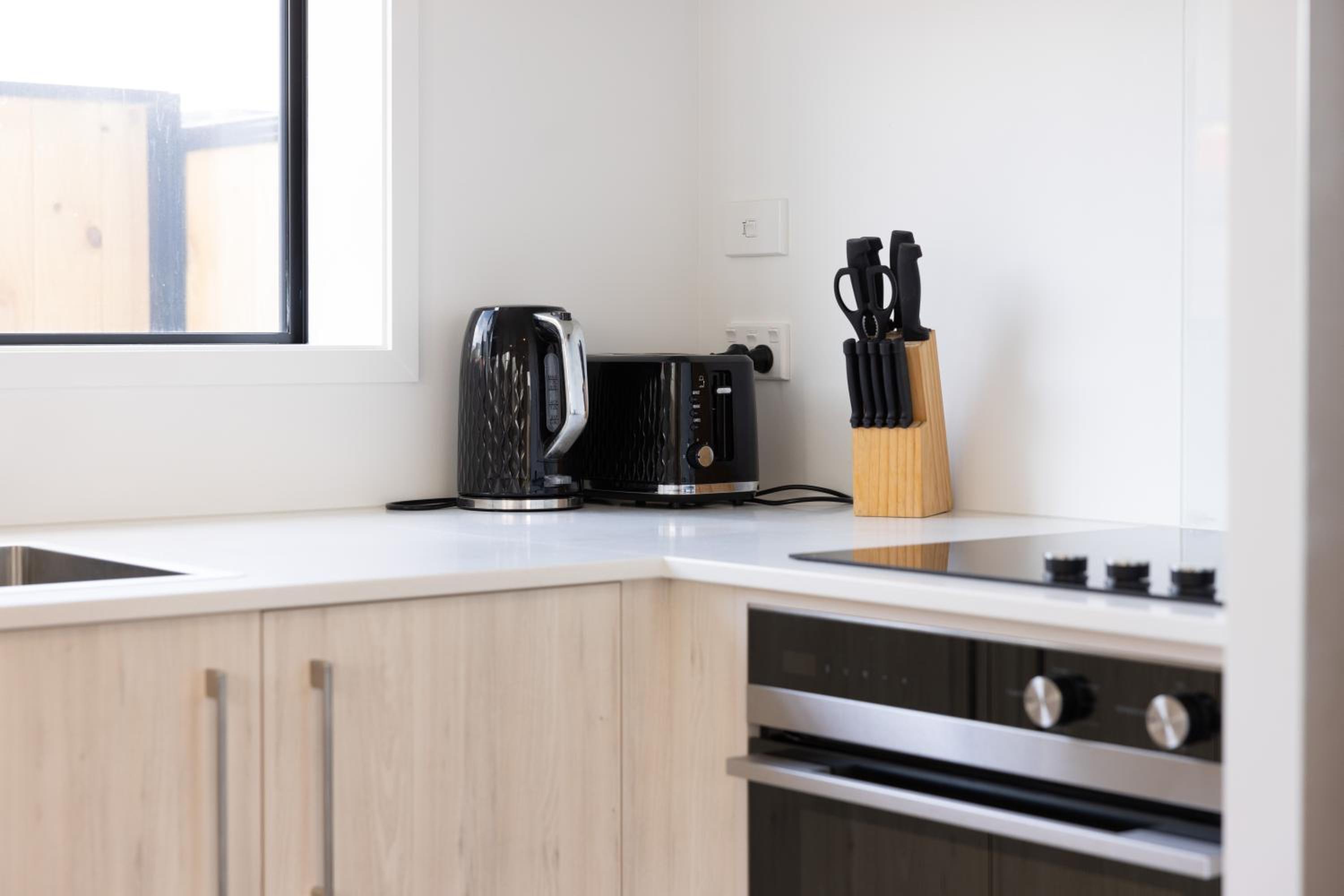 Luxury 2 Bedroom Townhouse By Hagley Park In CBD view 4