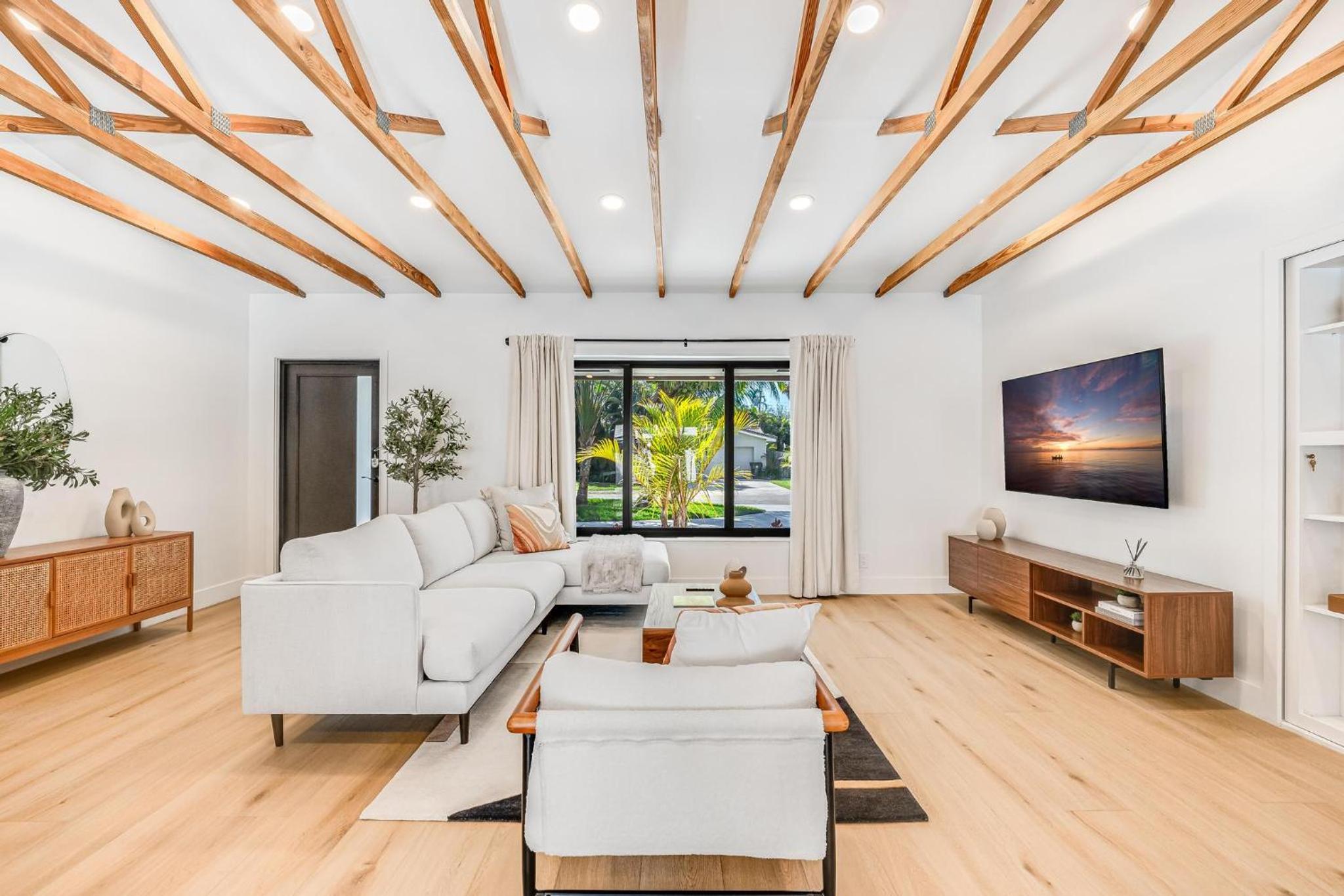 New Luxury Home in Boca Raton with Heated Pool view 4