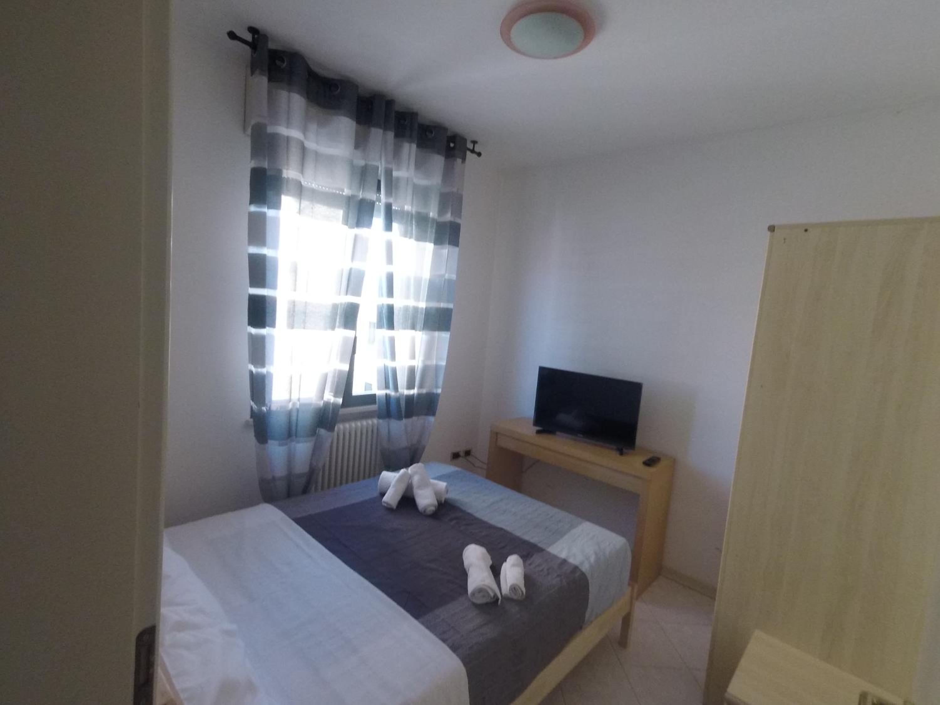 Beach House Holiday Apartments