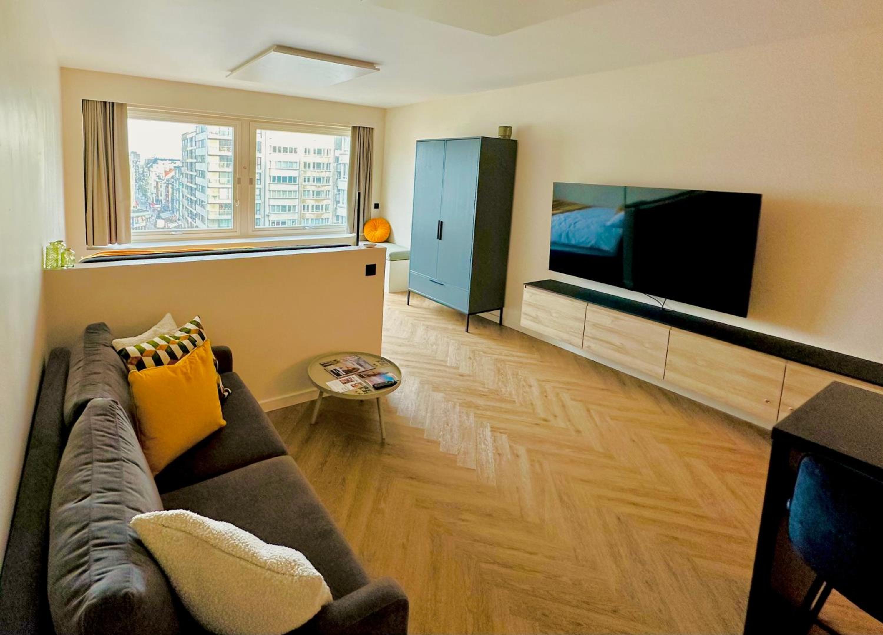 Studio By Aimee - 20m from the beach & in city centre!