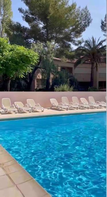Appartement piscine tennis accès privé plage Joïa