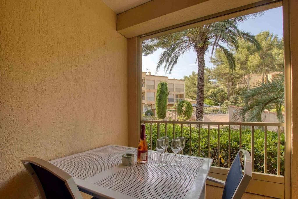Appartement piscine tennis accès privé plage Joïa