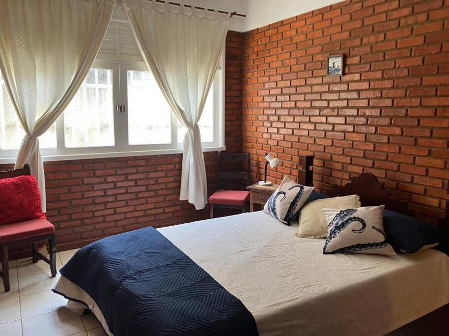 Casa Bosque da Praia 5 quartos, bilhar e ar split.