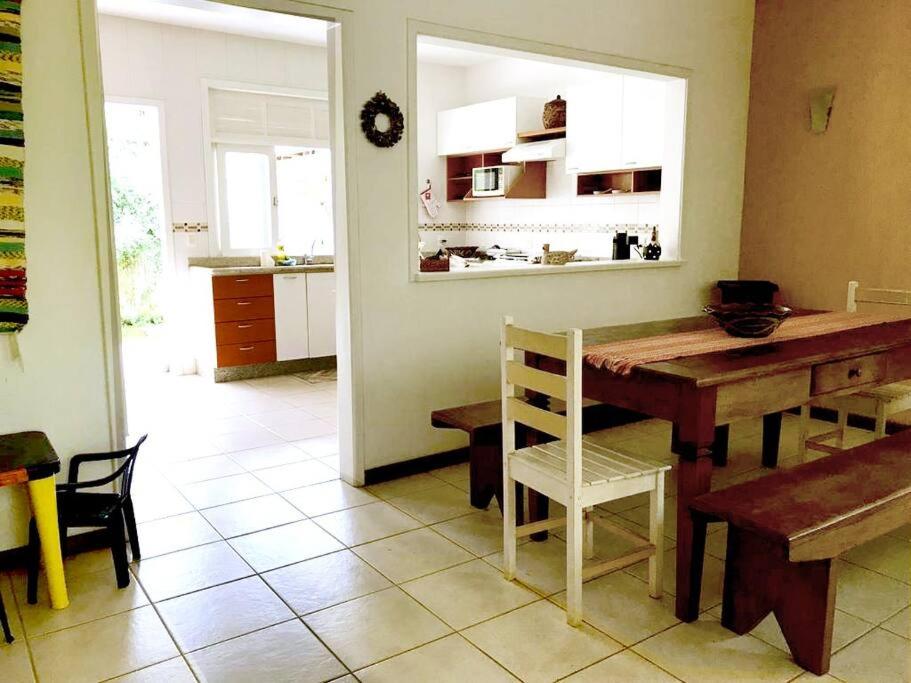 Casa Bosque da Praia 5 quartos, bilhar e ar split.