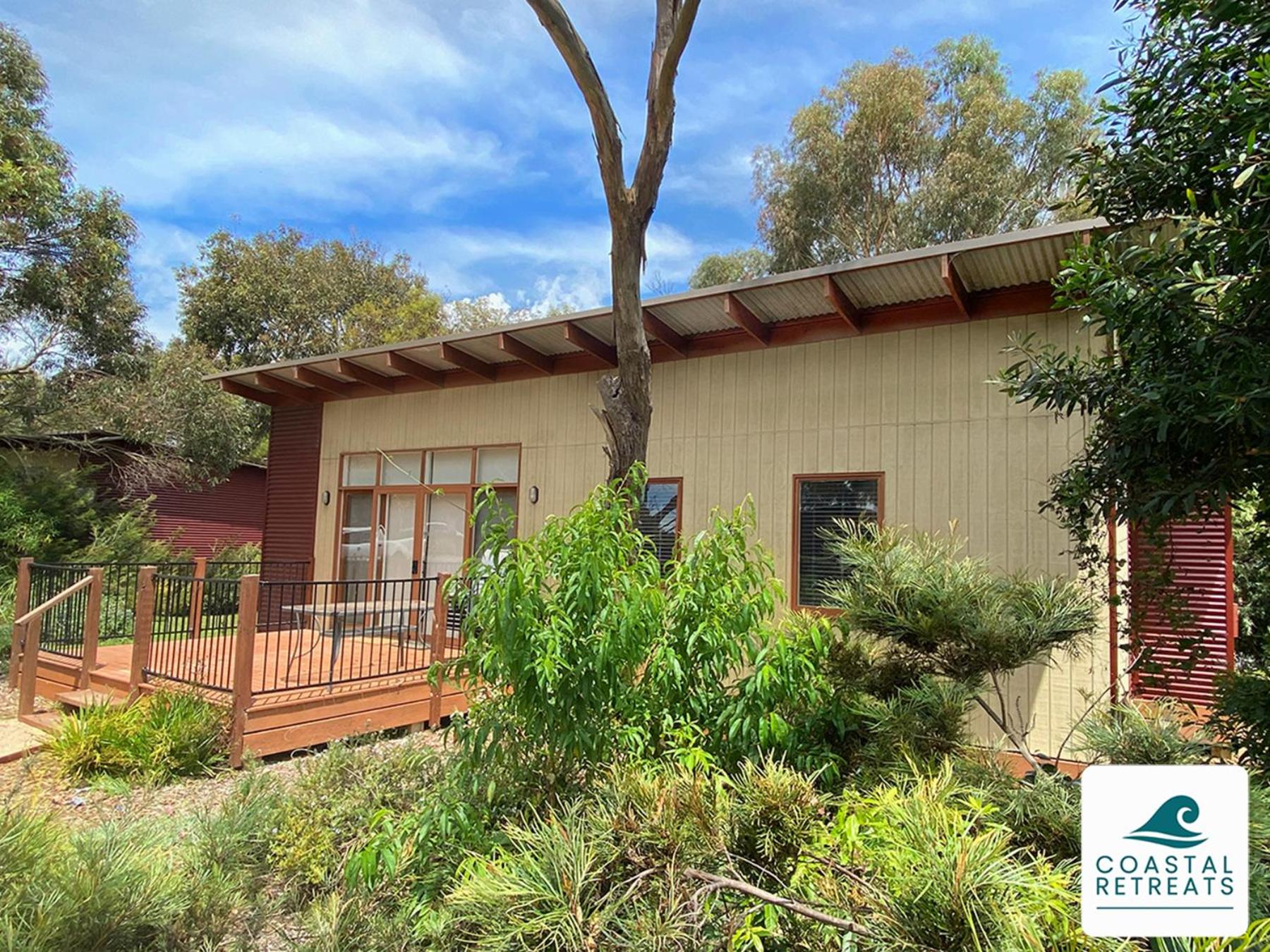 Hotel The Purple Hen Hideaway Ramada Resort