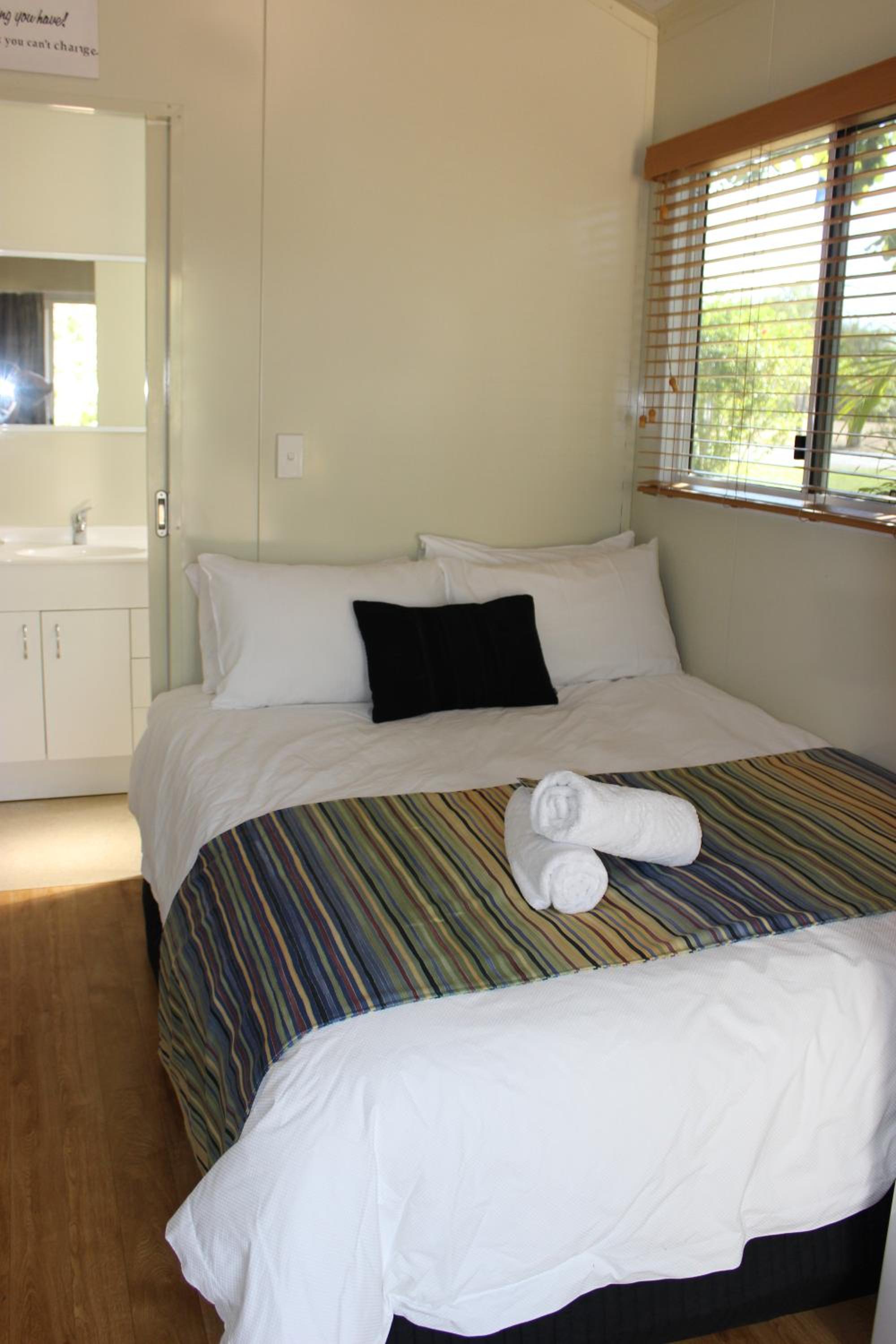Aussie Outback Oasis Holiday Park