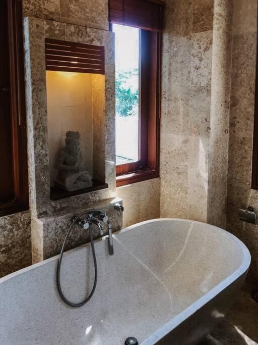 White Coral Villa Ungasan view 5