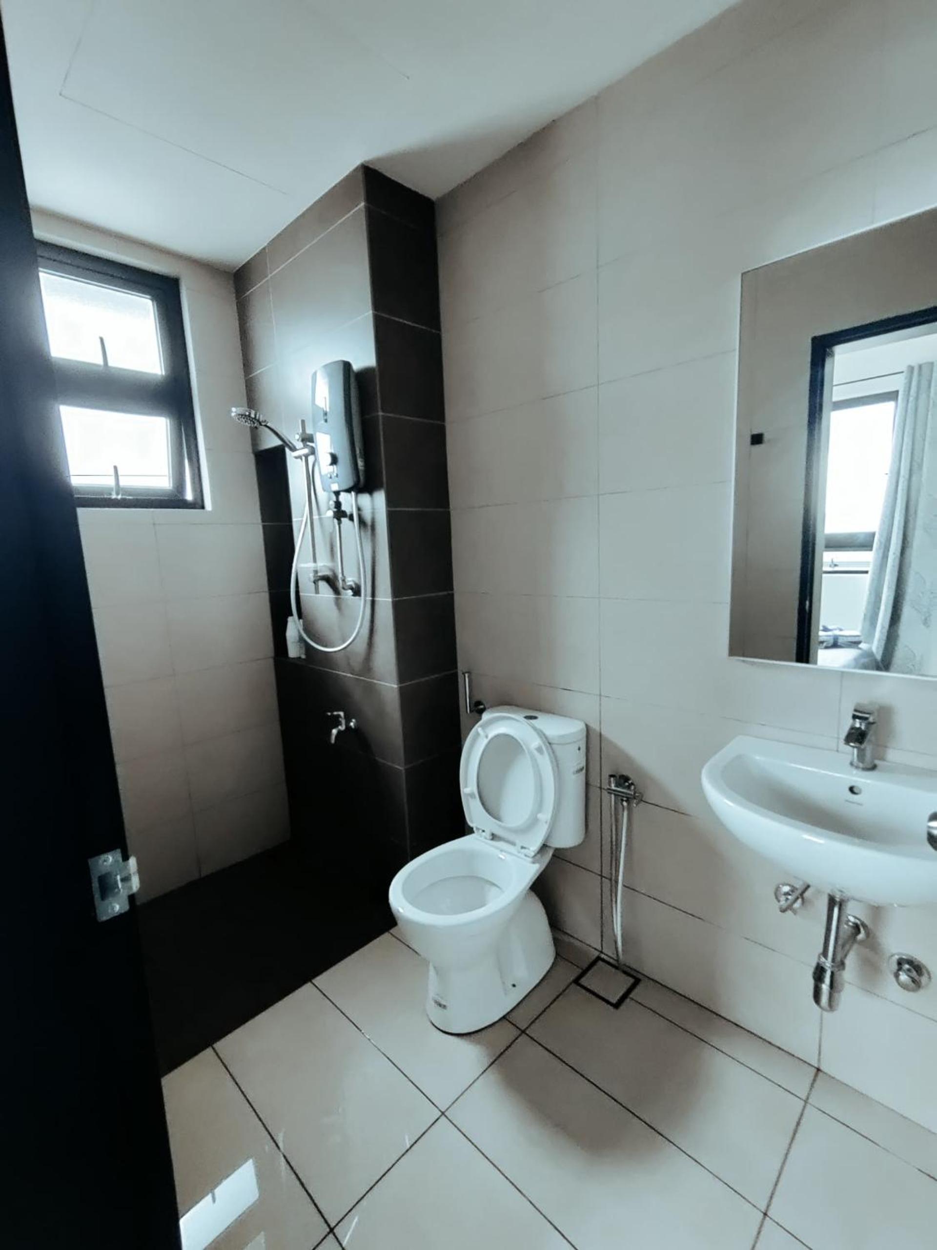 ReHut @ Setia Seraya by AzRaHomes photo 2