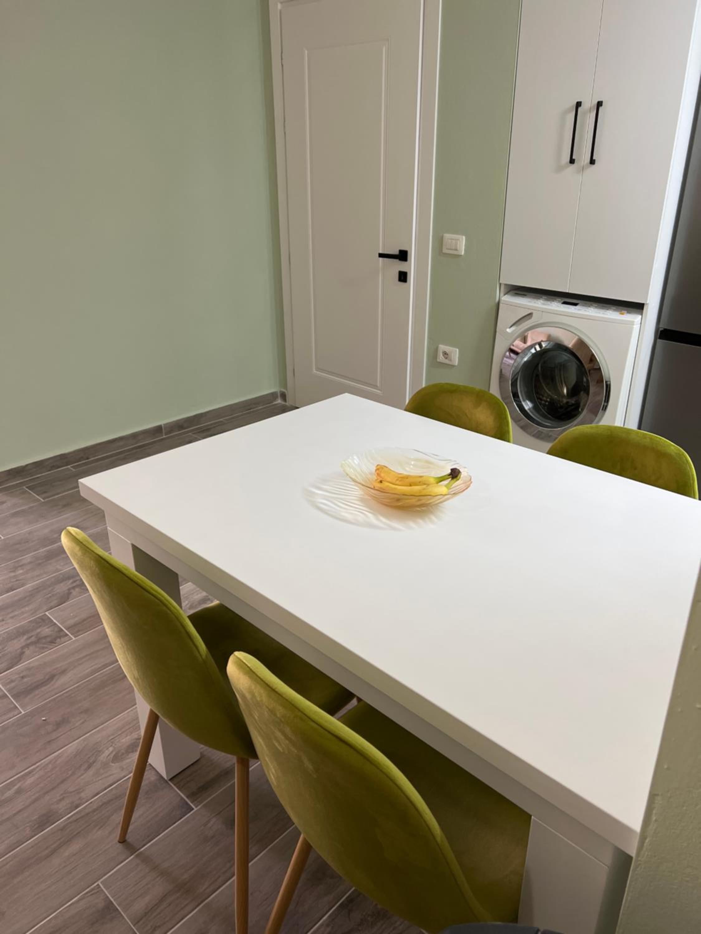 Eden’s Apartament