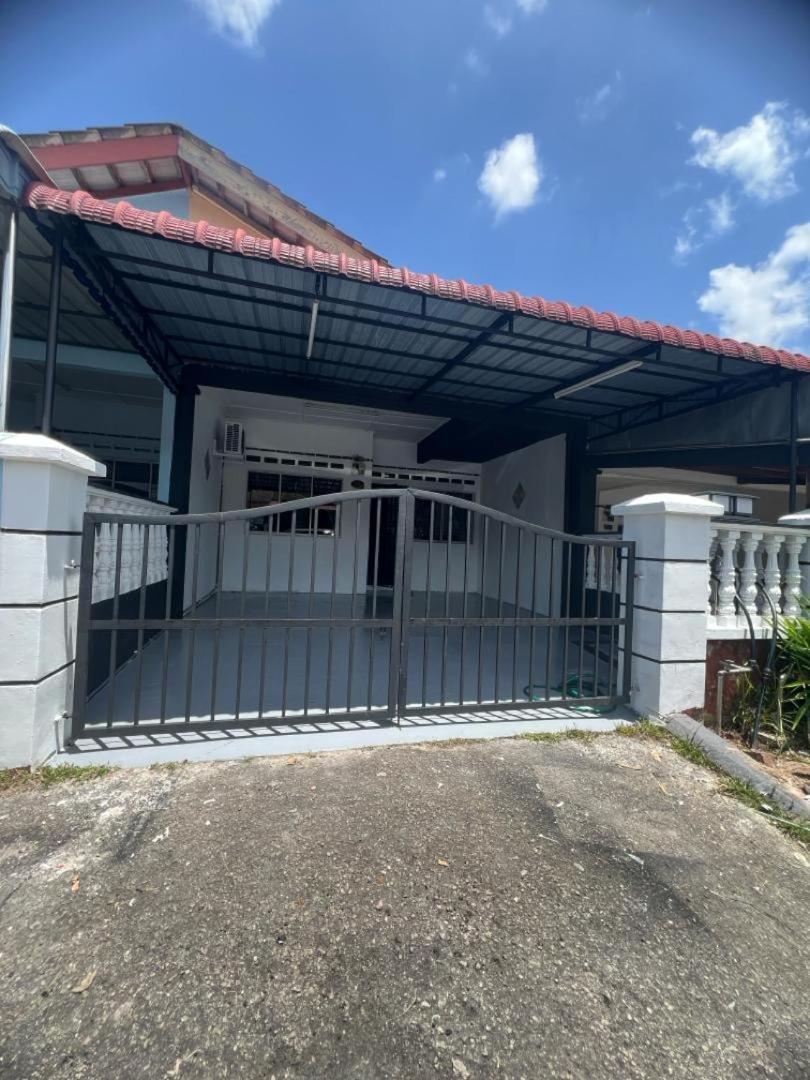 Homestay D ‘Tok Ara