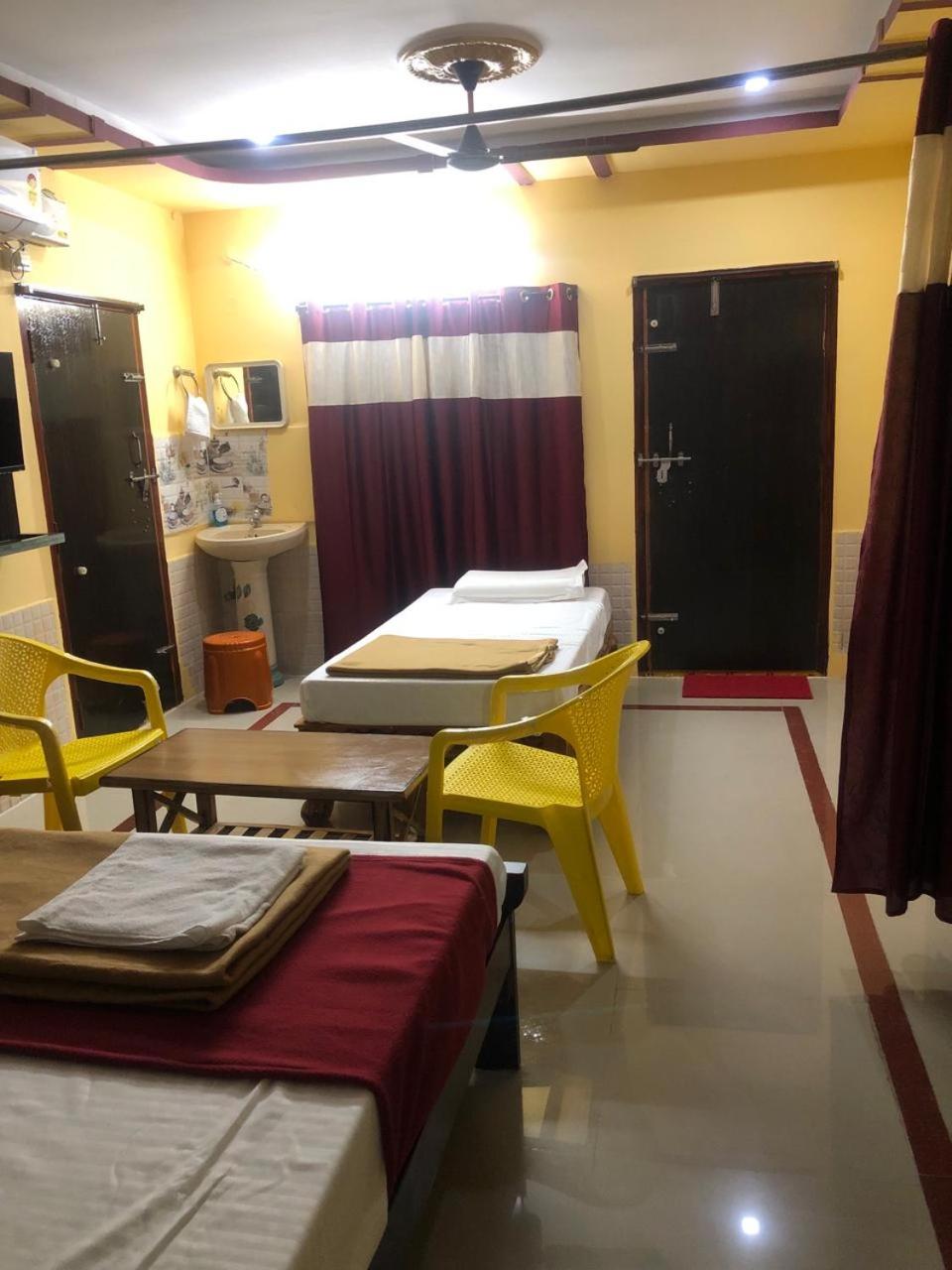 Kodali Homestays