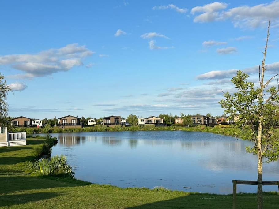 Unwind@13 Badger Lakes, Haggerston, Northumberland view 4