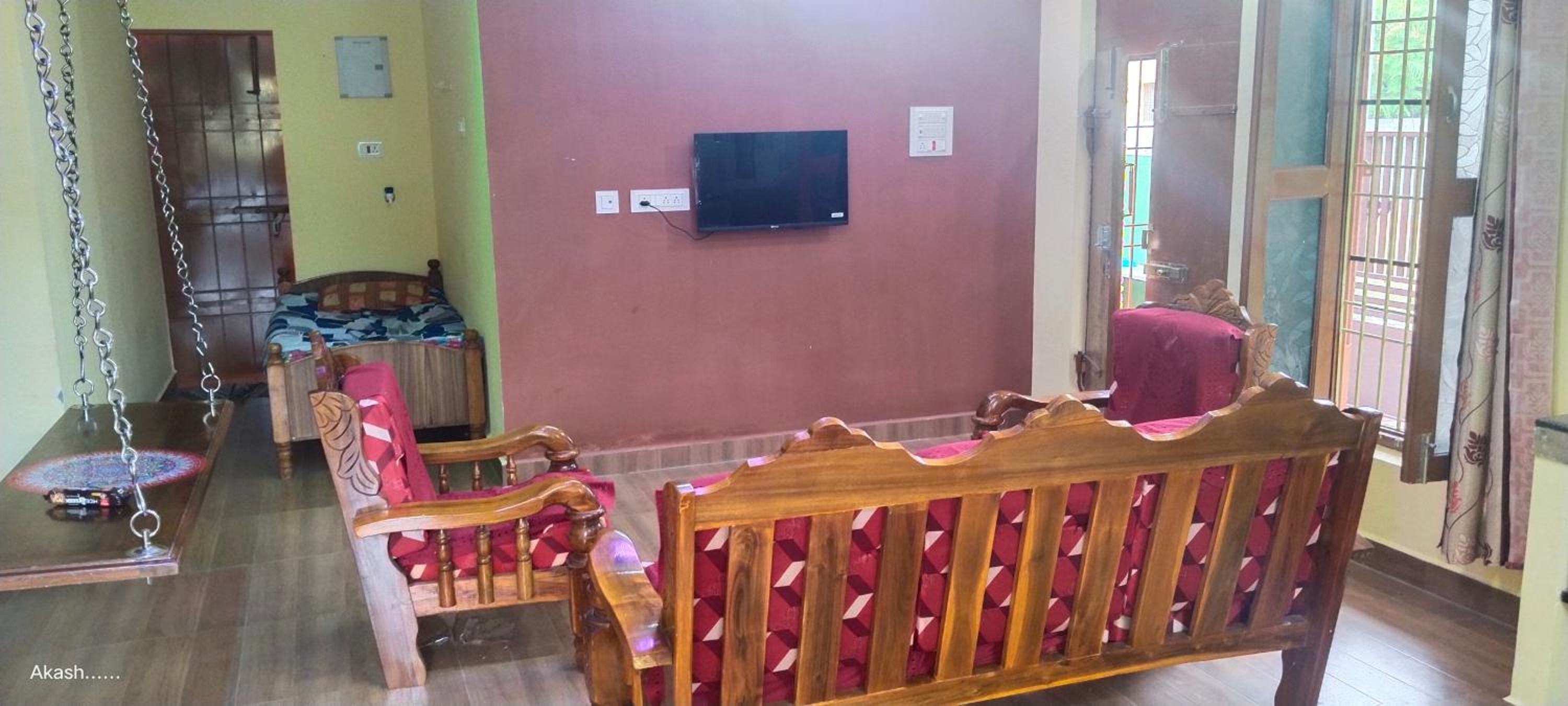 Akhomestay