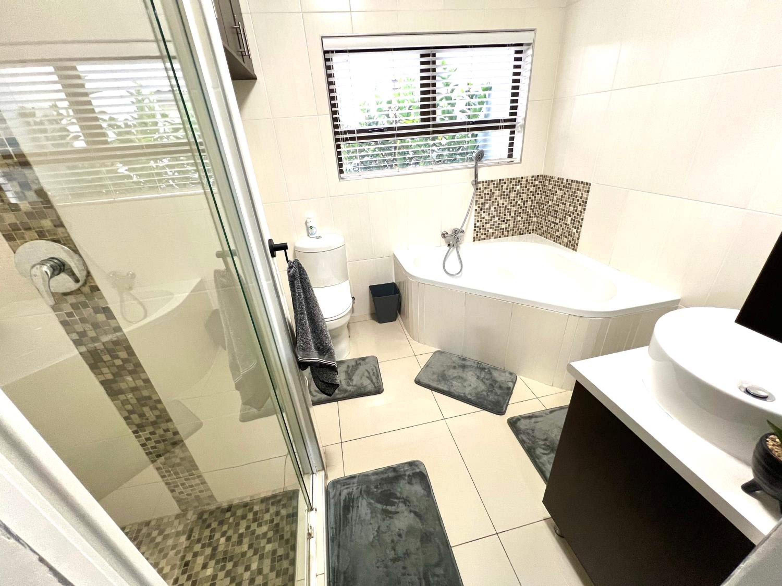 Crossroads Luxury Accommodation