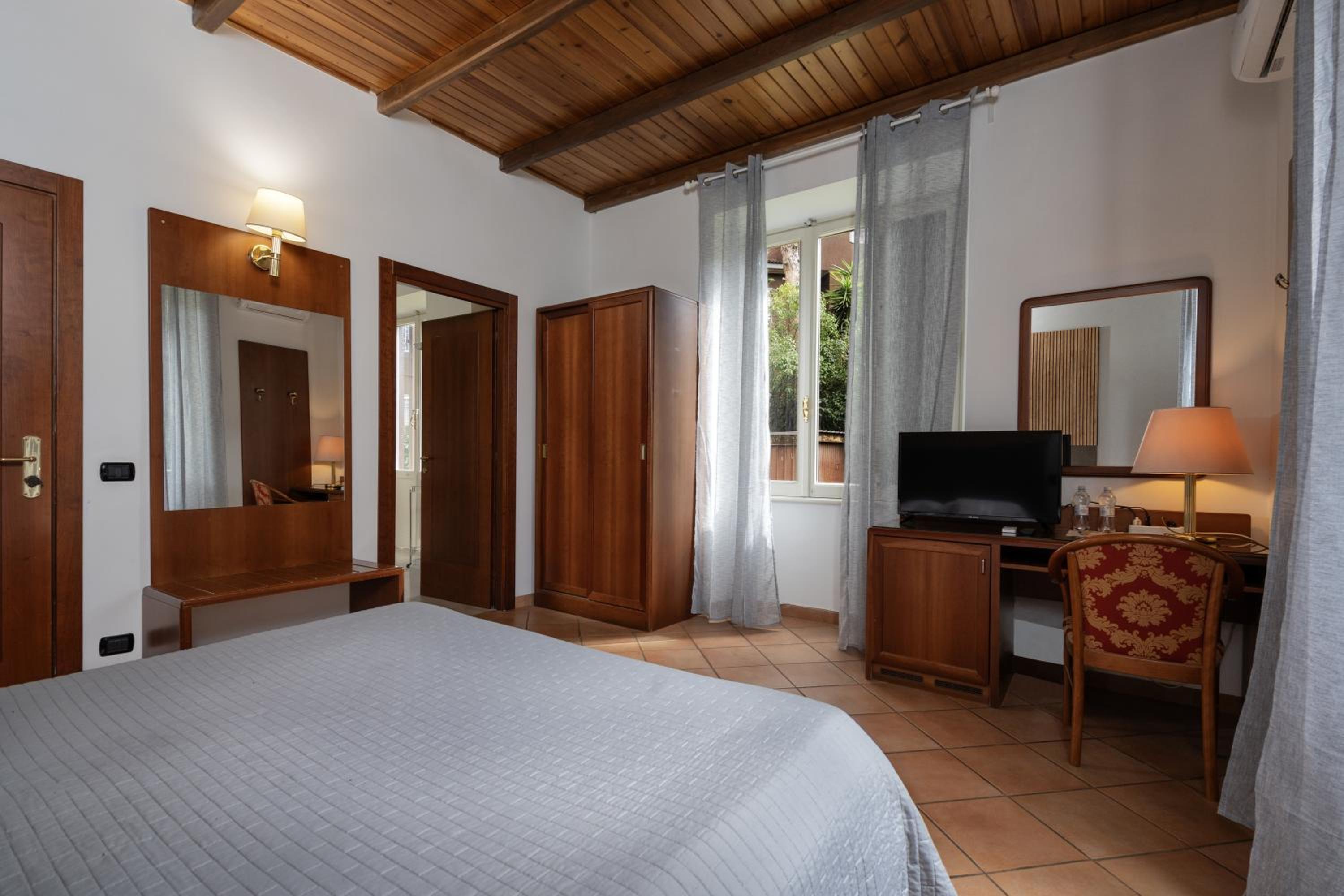 Comfort Rooms Villa Gaia Tor Vergata
