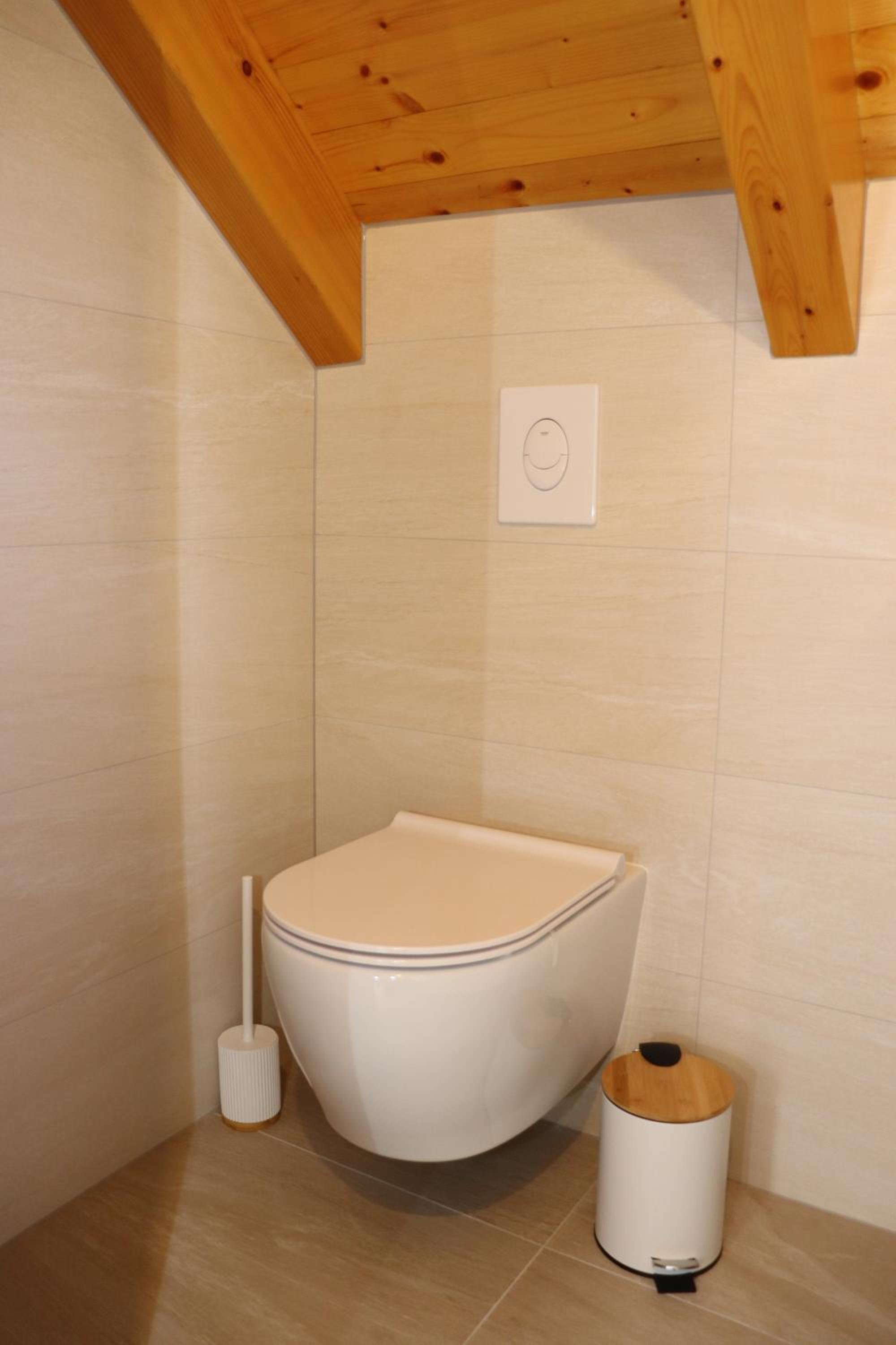 Photo 34