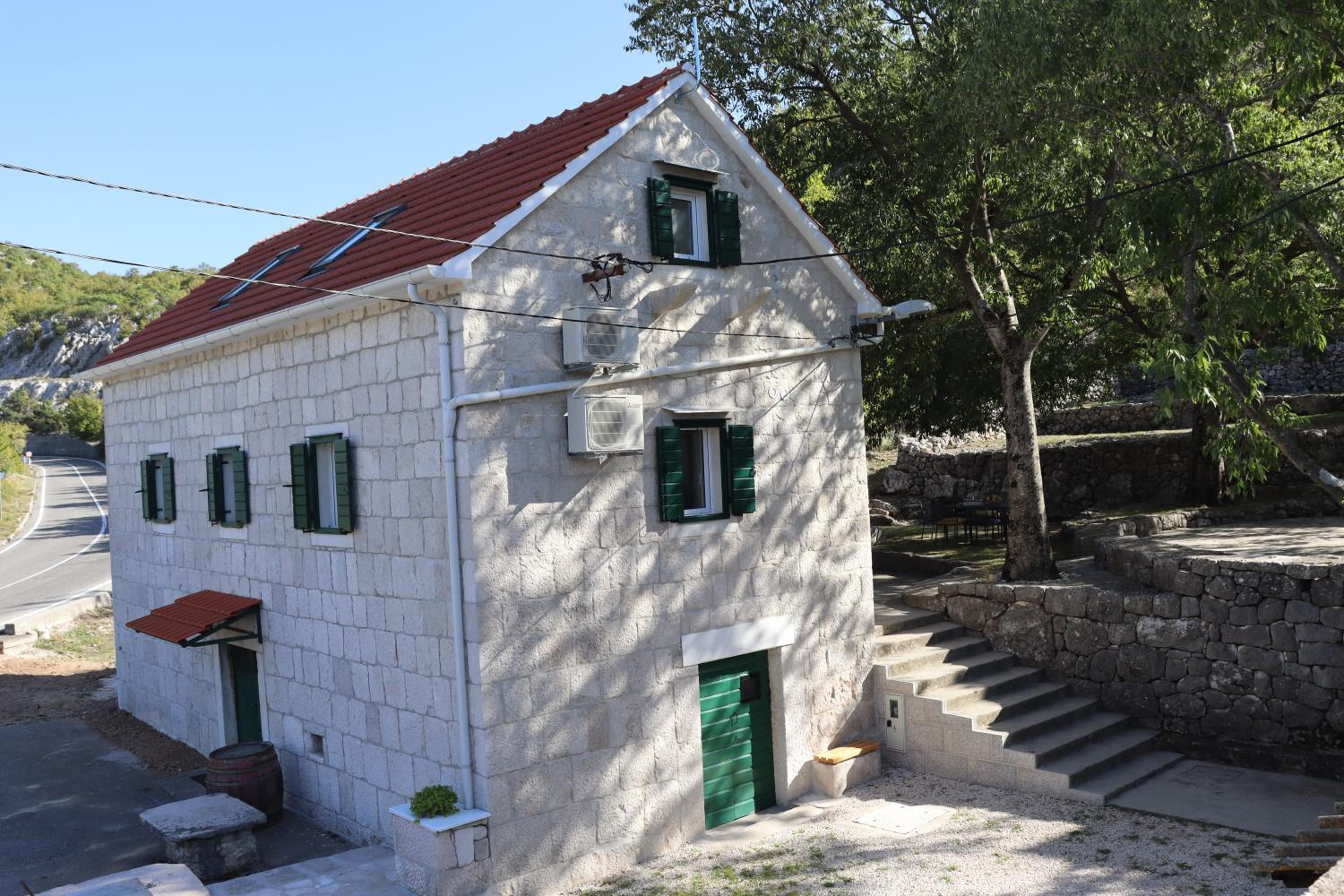 Luxury stone apartment Matijević view 2