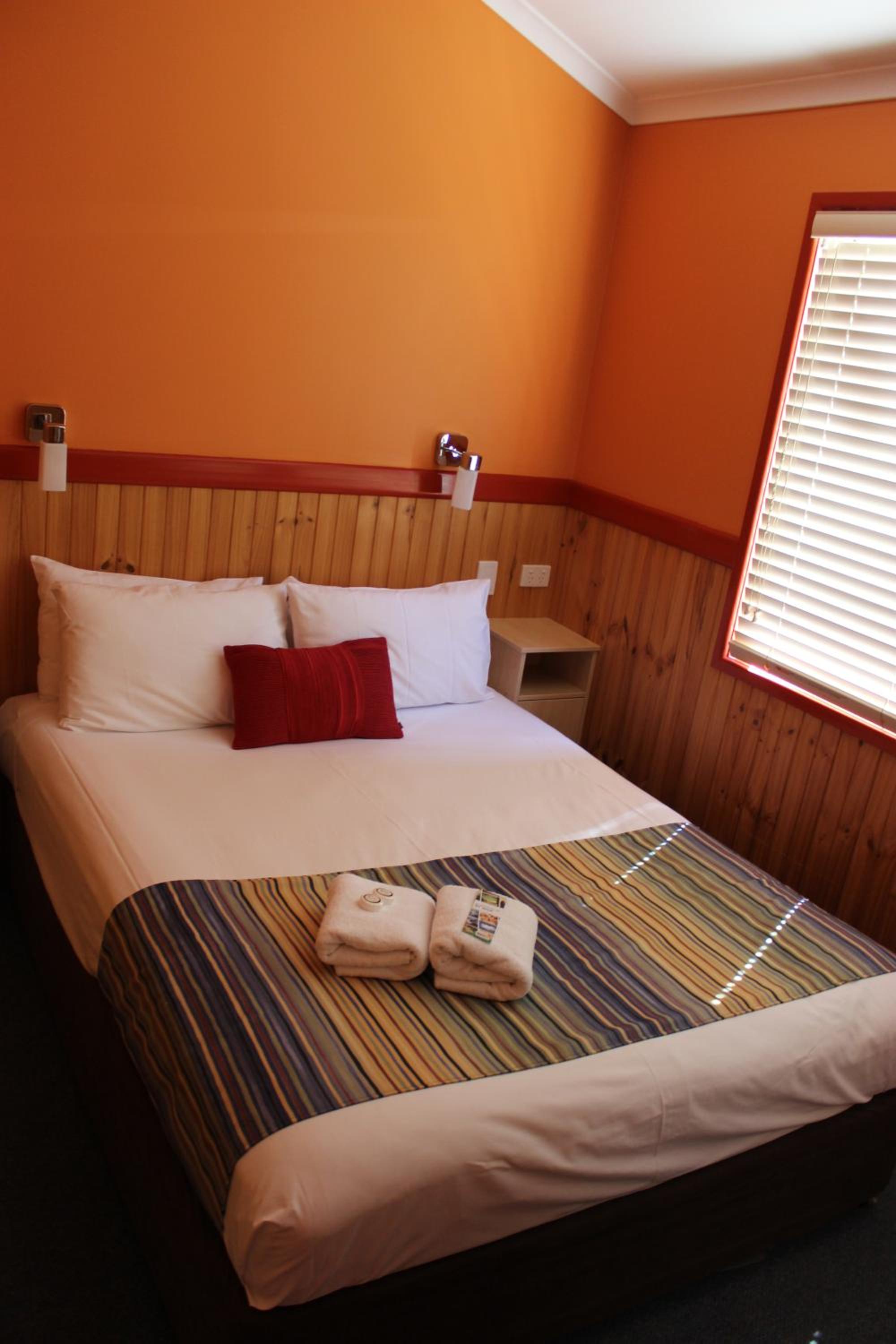 Aussie Outback Oasis Holiday Park