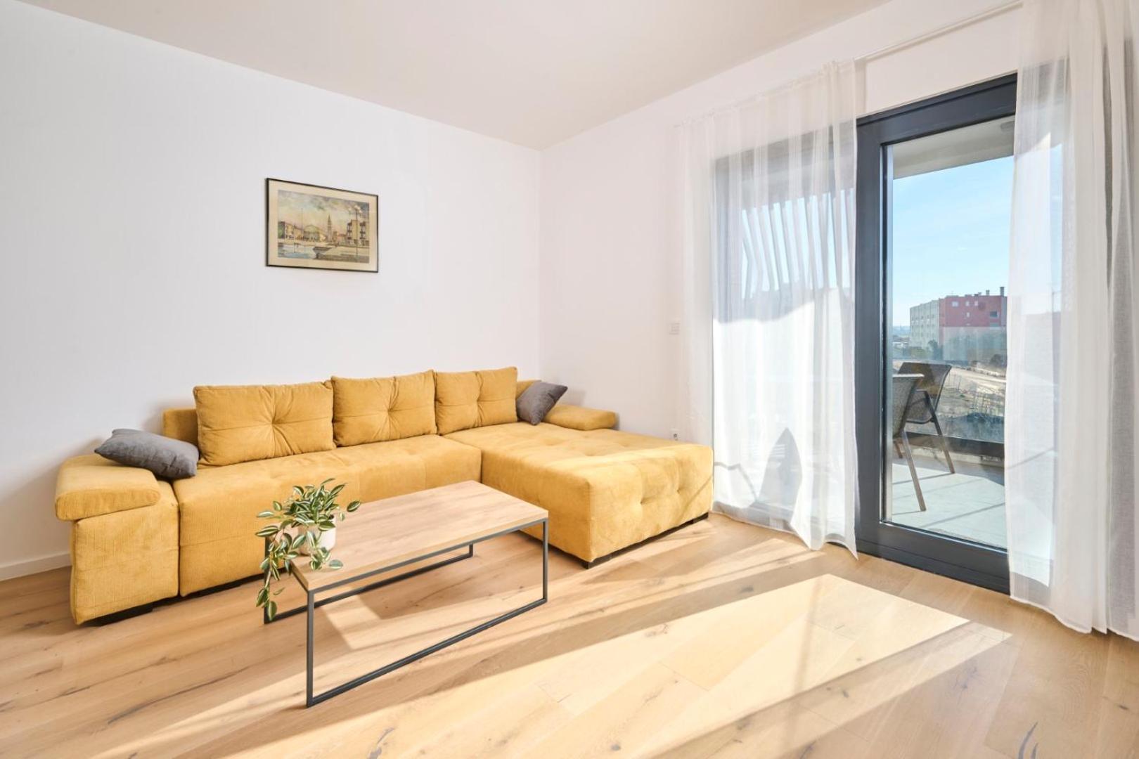 Apartment Tamar by Rent Istria