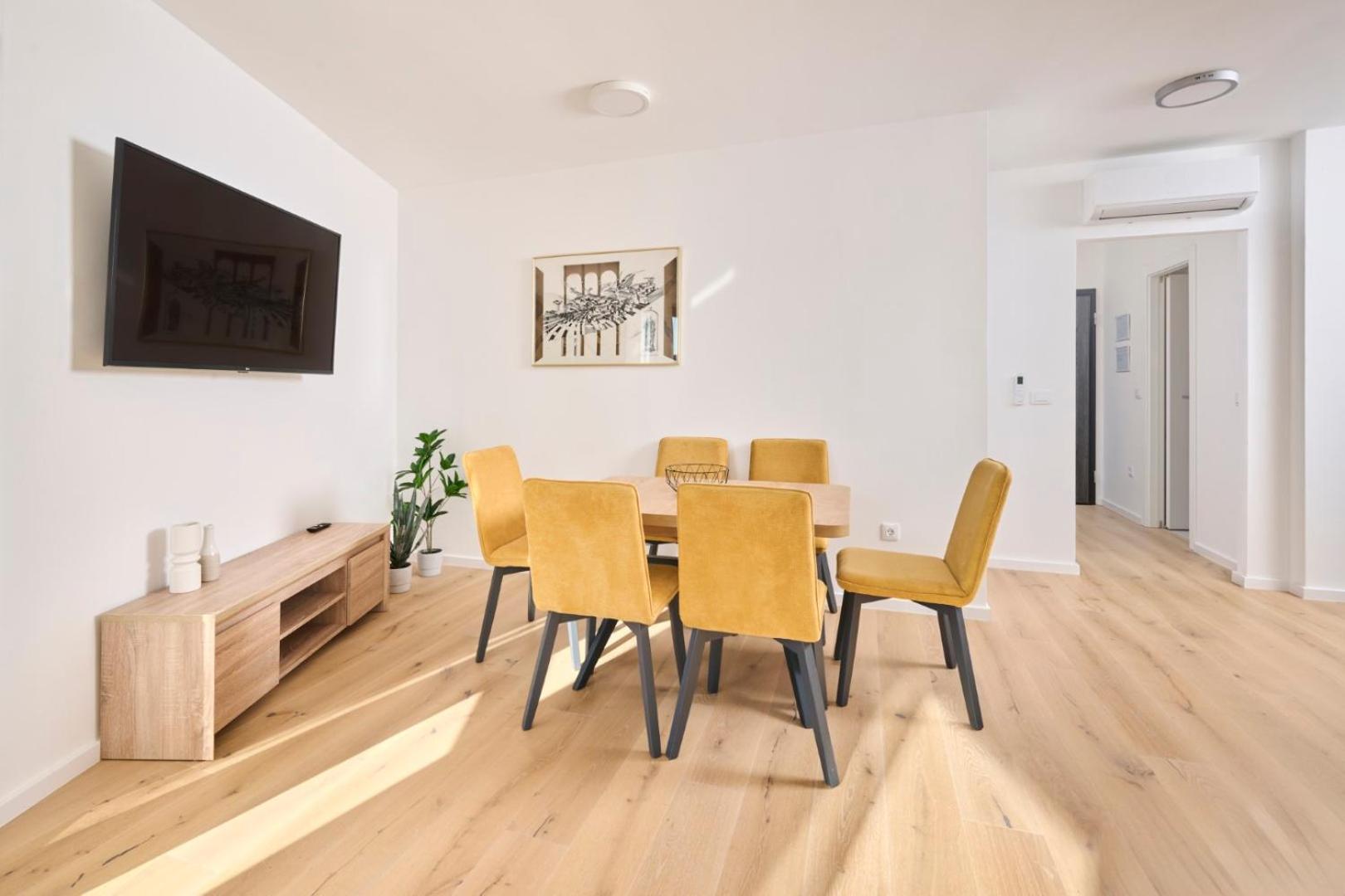 Apartment Tamar by Rent Istria
