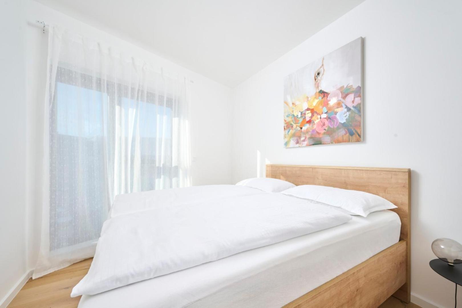 Apartment Tamar by Rent Istria