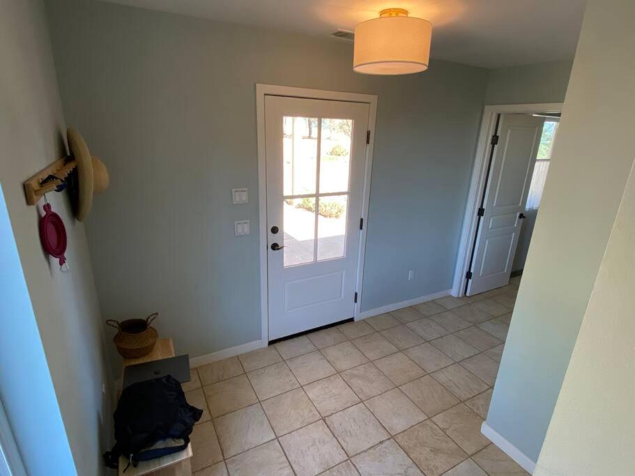 The Fiddletown Vineyard Retreat