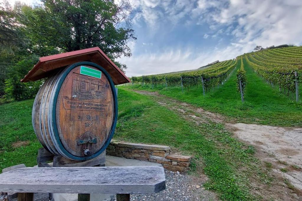 Naturjuwel inmitten der Weinberge